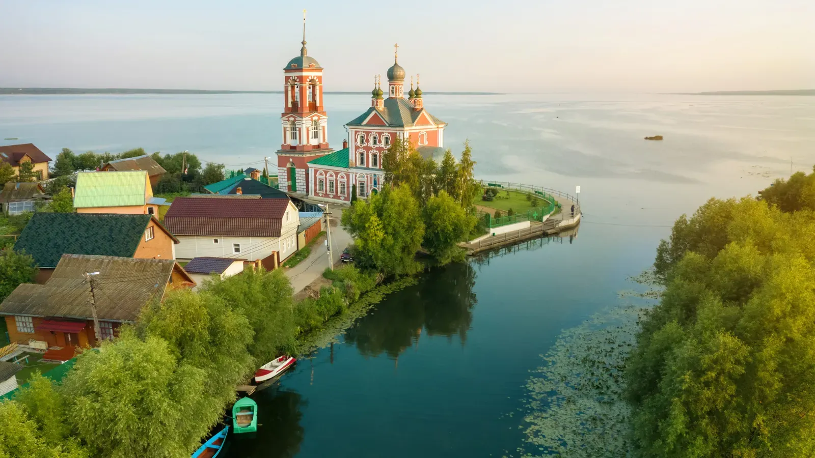 Рыбная слобода в Переславле-Залесском / bbsferrari / Canva