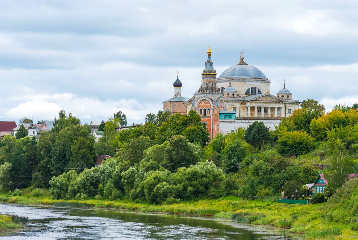 Борисоглебский монастырь в Торжке (Ekaterina Loginova / Canva)