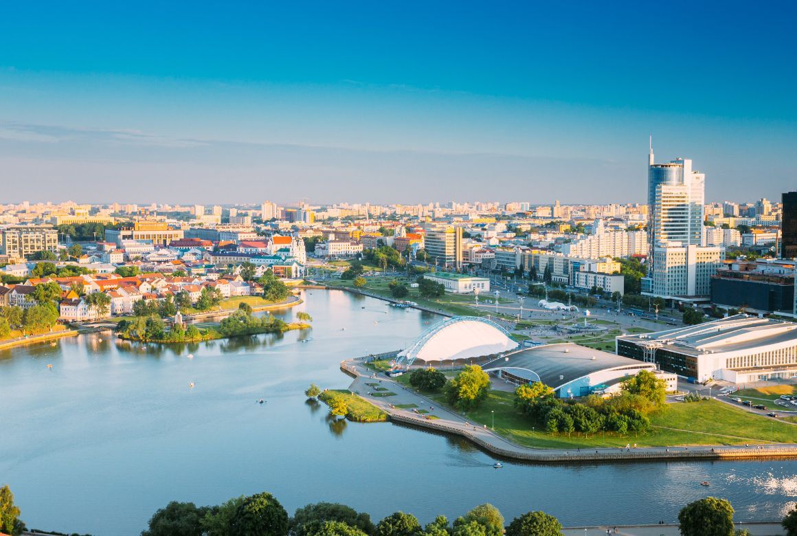 Цветущий Минск (Ryhor Bruyeu / Canva)