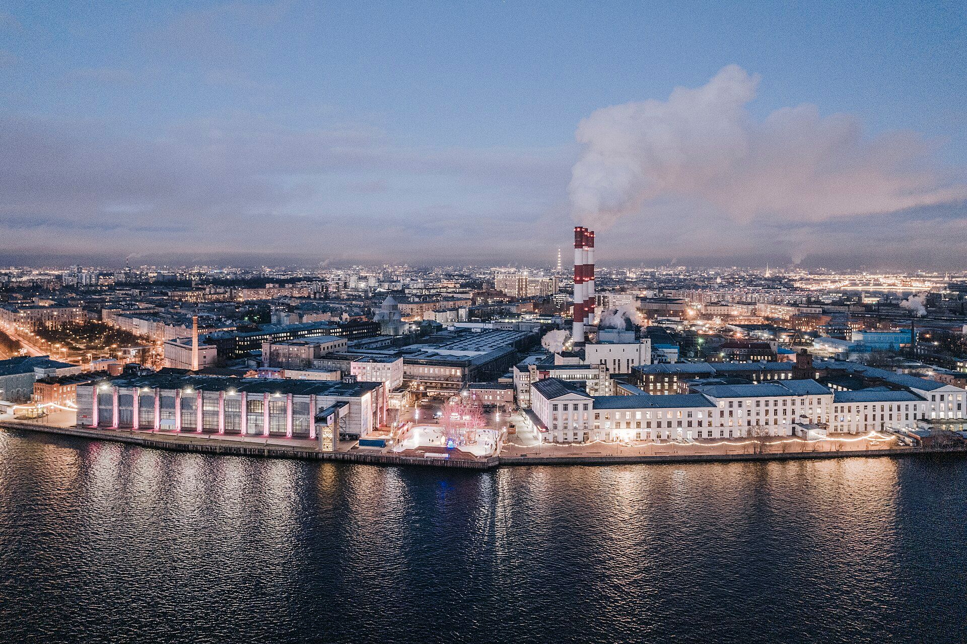 Севкабель Порт / фото Севкабель Порт / wikimedia