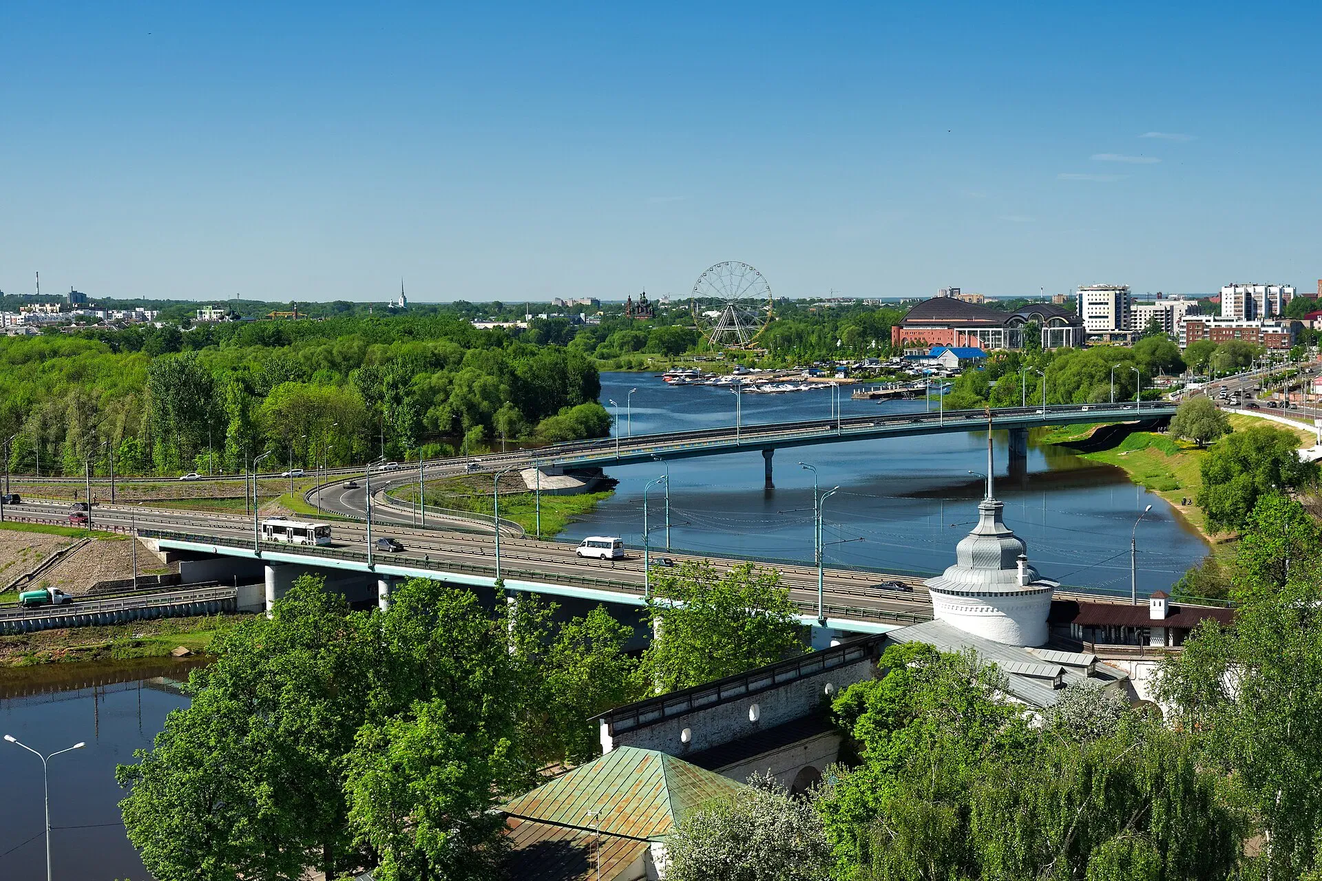 Река Которосль в Ярославле / фото Alexxx1979 / wikimedia