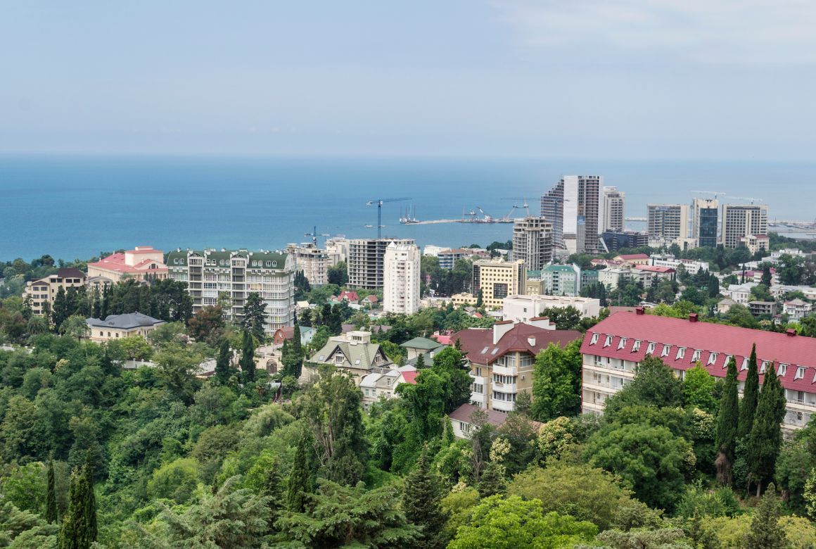 Центральный район Сочи (parann / Canva)