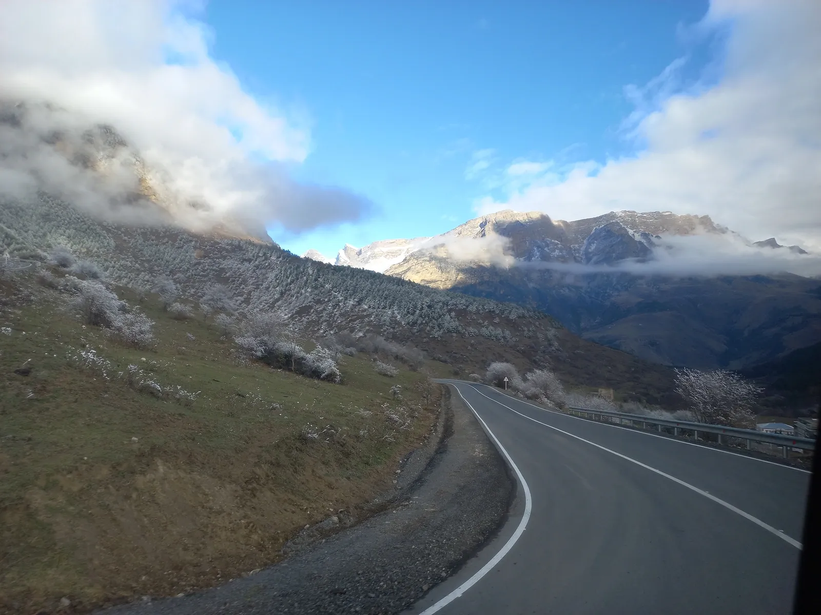 Дороги Ингушетии — отдельная достопримечательность. Фото Дарины Устич