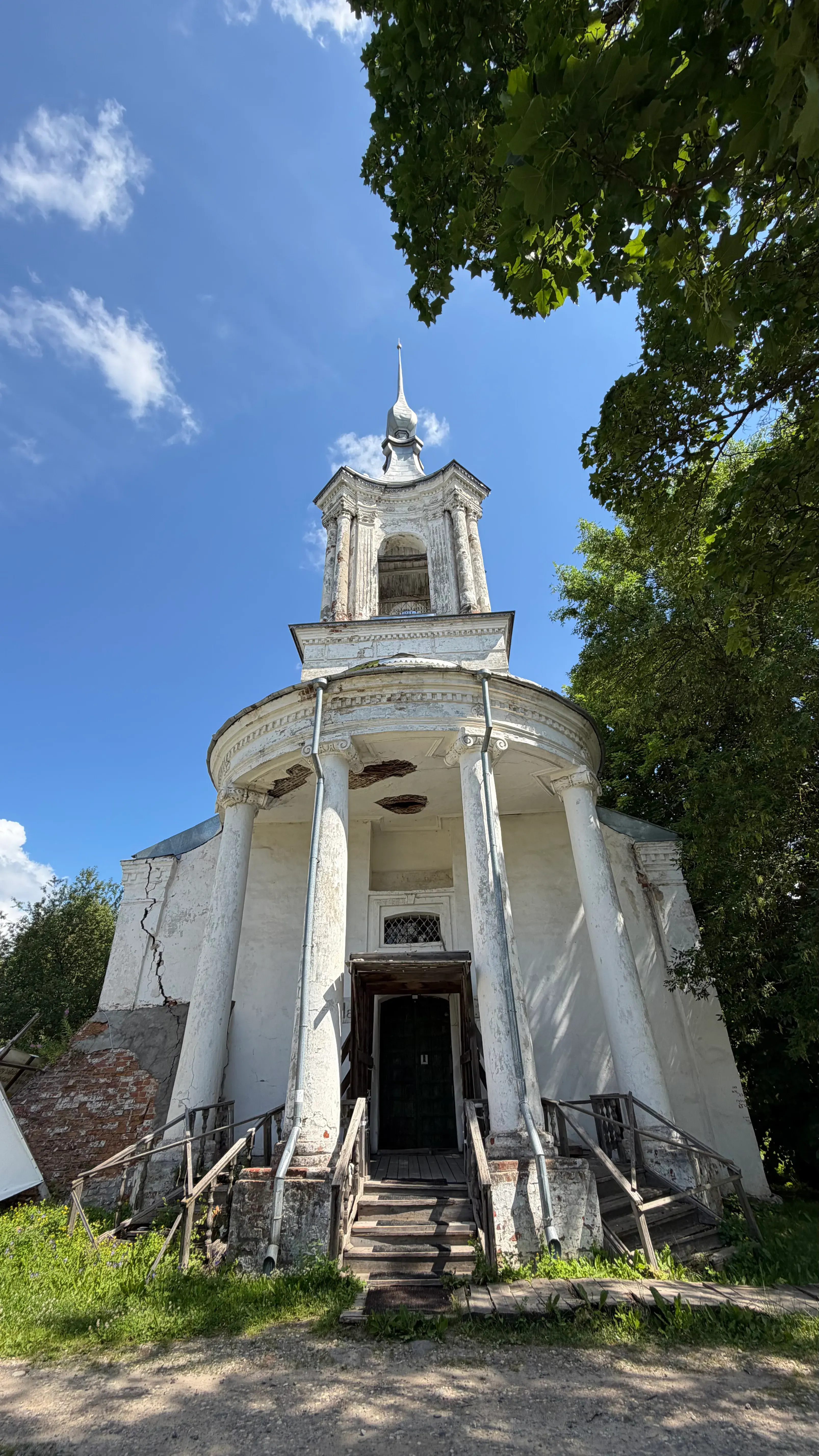 Храм Варлаама Хутынского