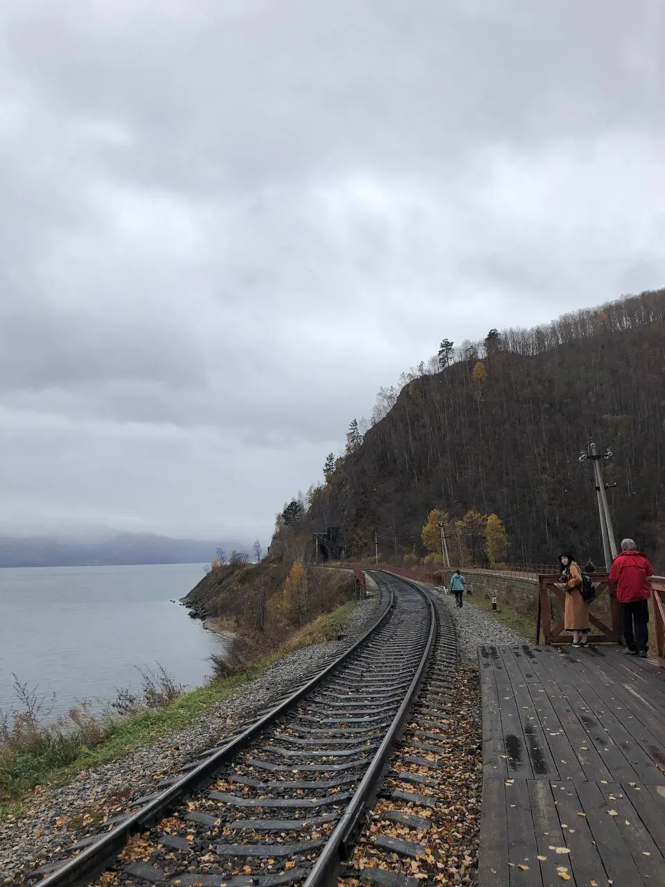 Узнали Байкал слева? Фото: Алина Хасанова