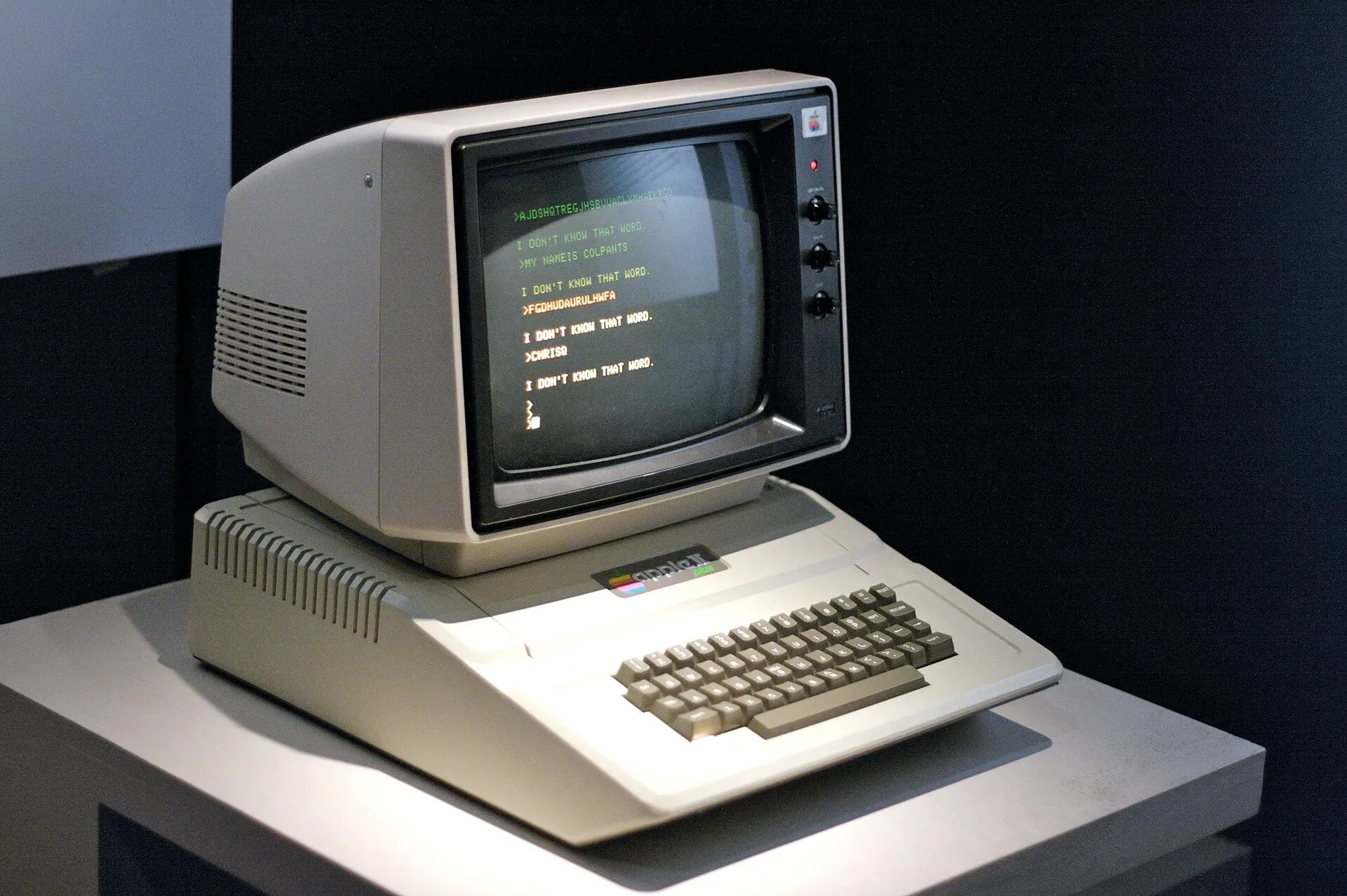 Компьютер Apple II Plus / Marcin Wichary / Wikimedia