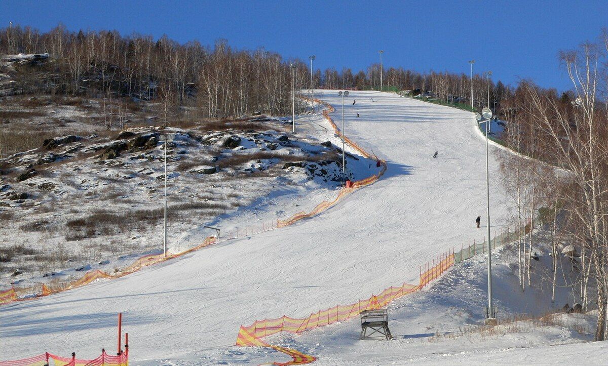 Bannoye_Ski_Resort_(RUS)_2007.jpg