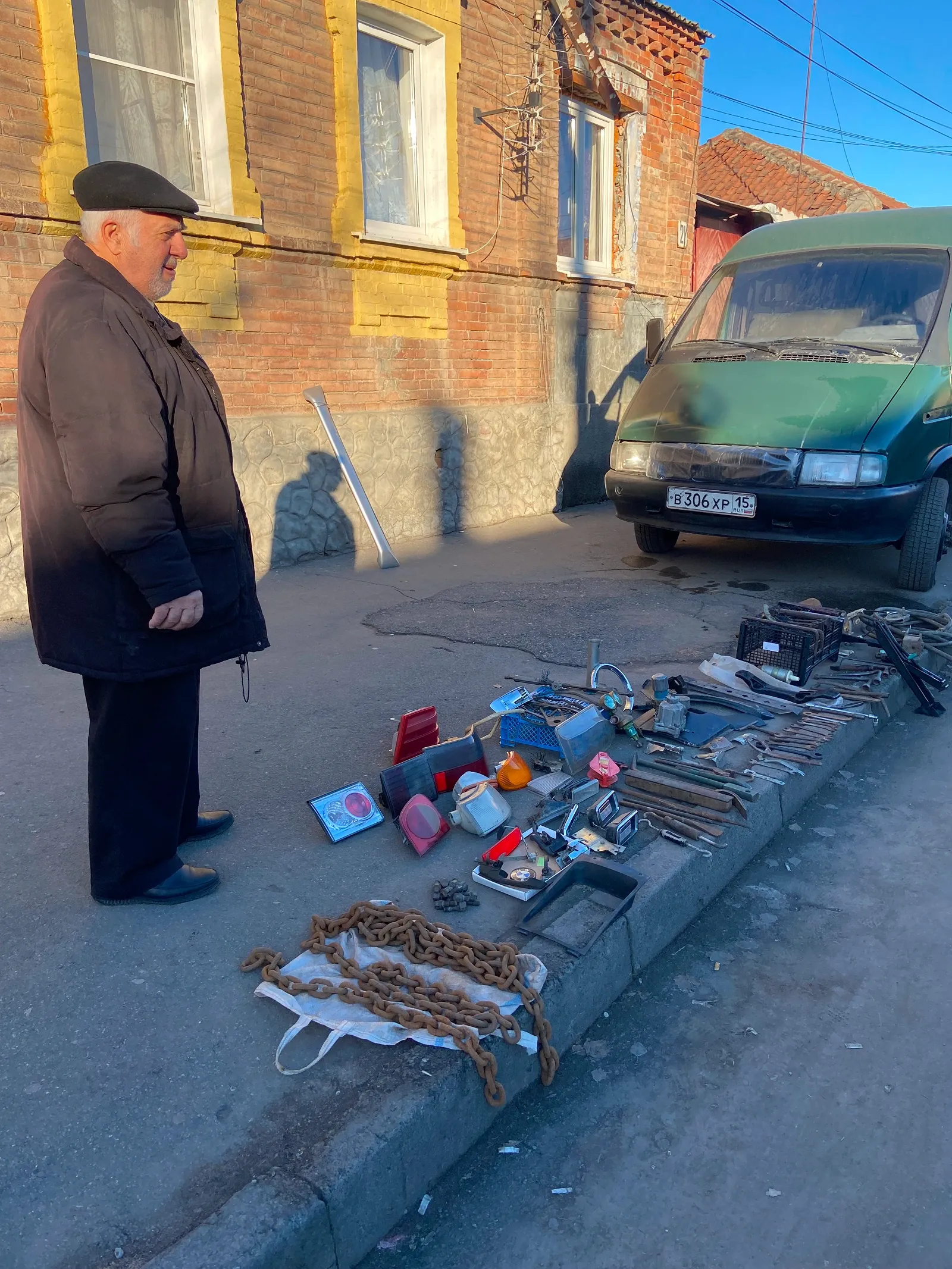 Инструмент-железячки / фото Анастасии Пелевиной