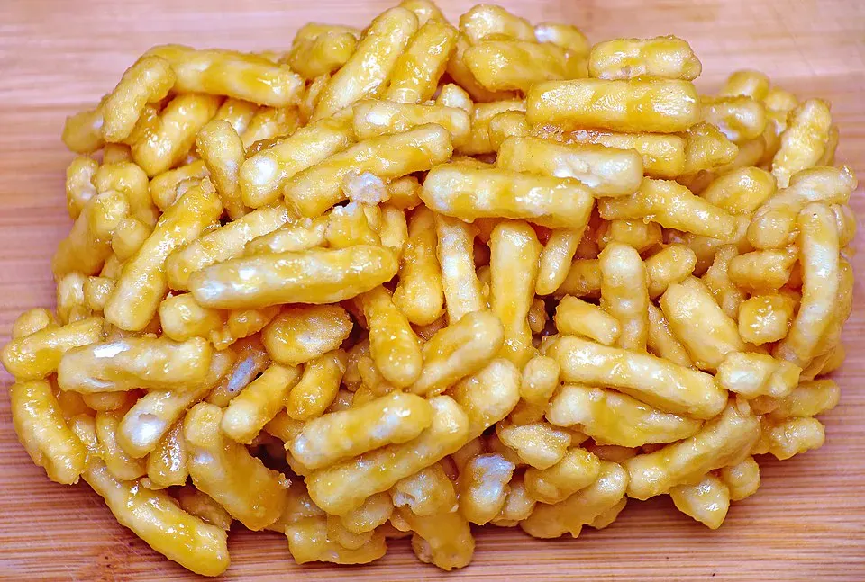 Чак-чак (Pannet / Wikimedia)
