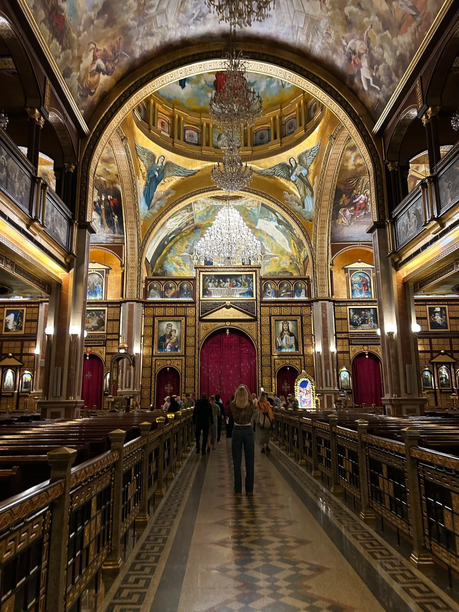 Церковь внутри