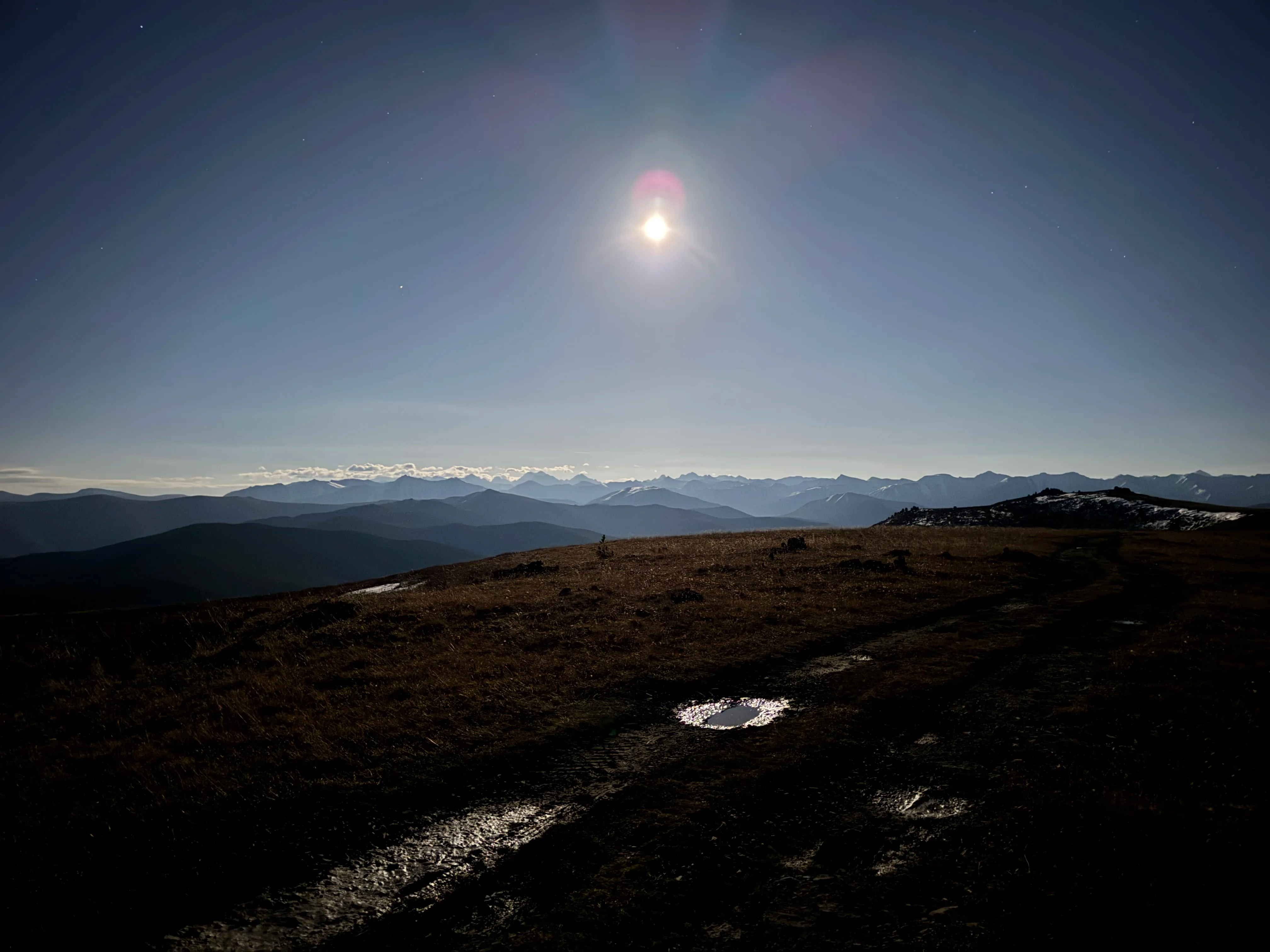 Это точно не ночь?  / фото Дмитрий Полудин