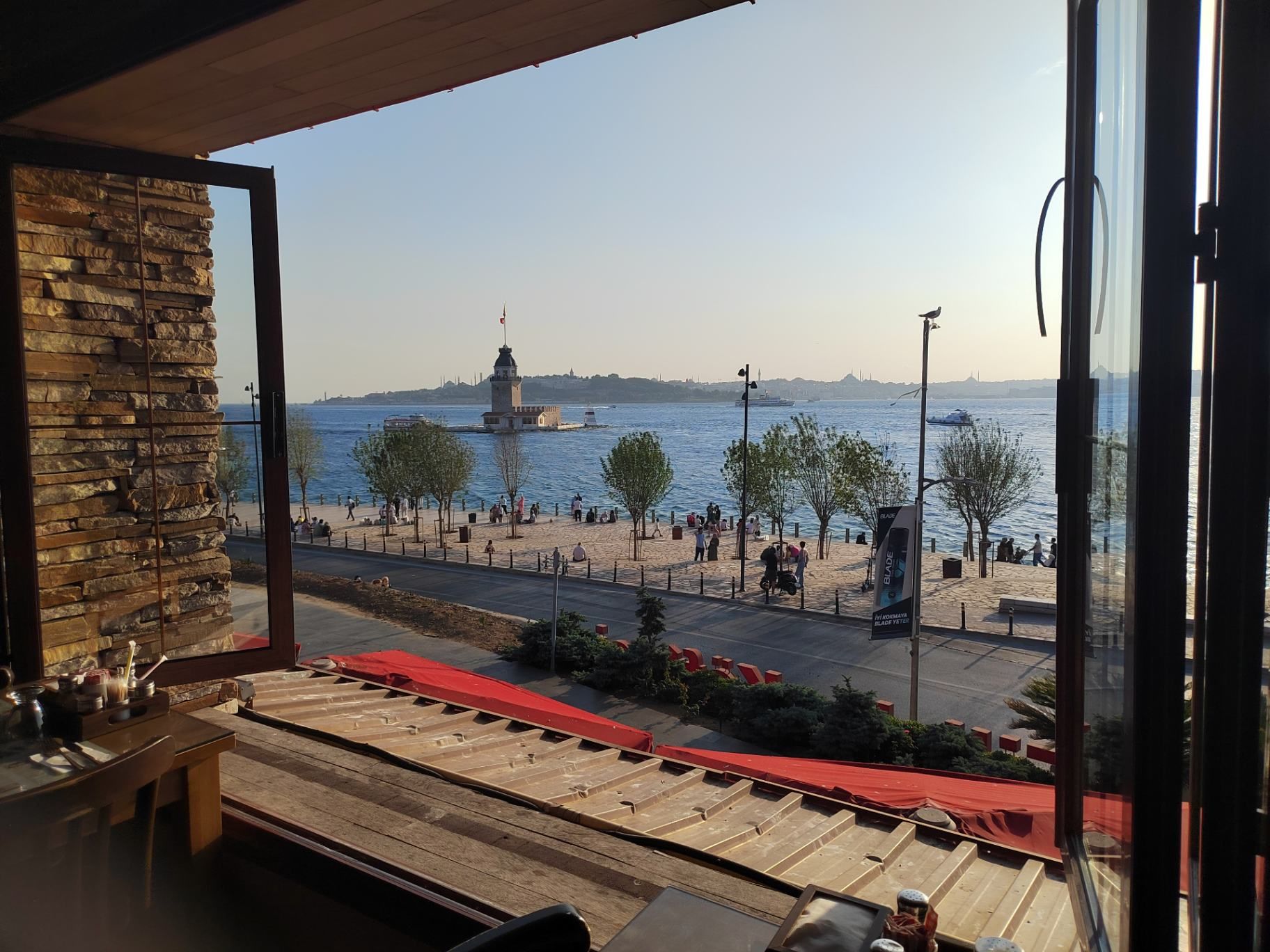 Хотели бы поужинать с таким видом? Фото Дарины Устич