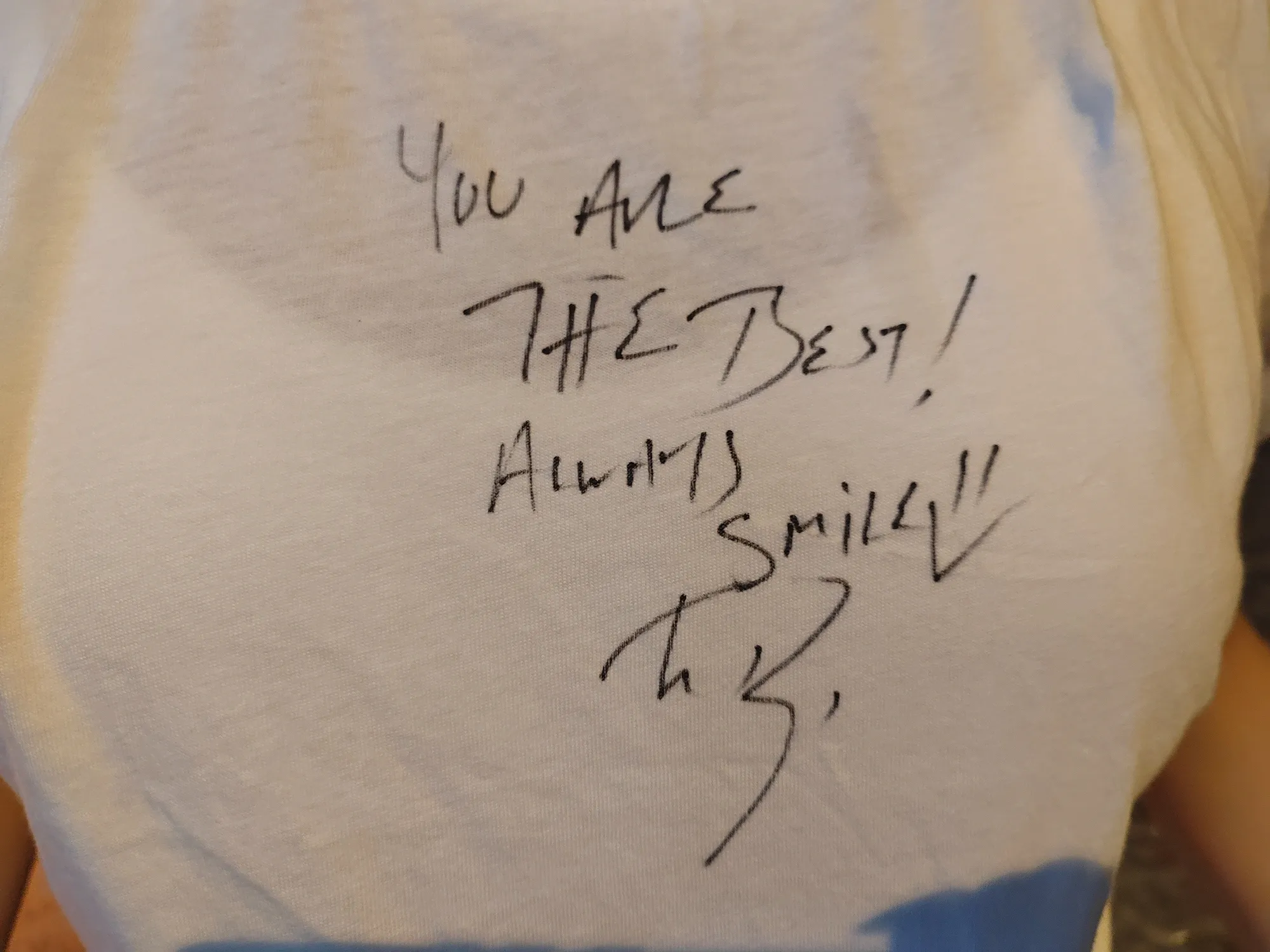 Автограф Керема тоже получили на память. Фото Дарины Устич