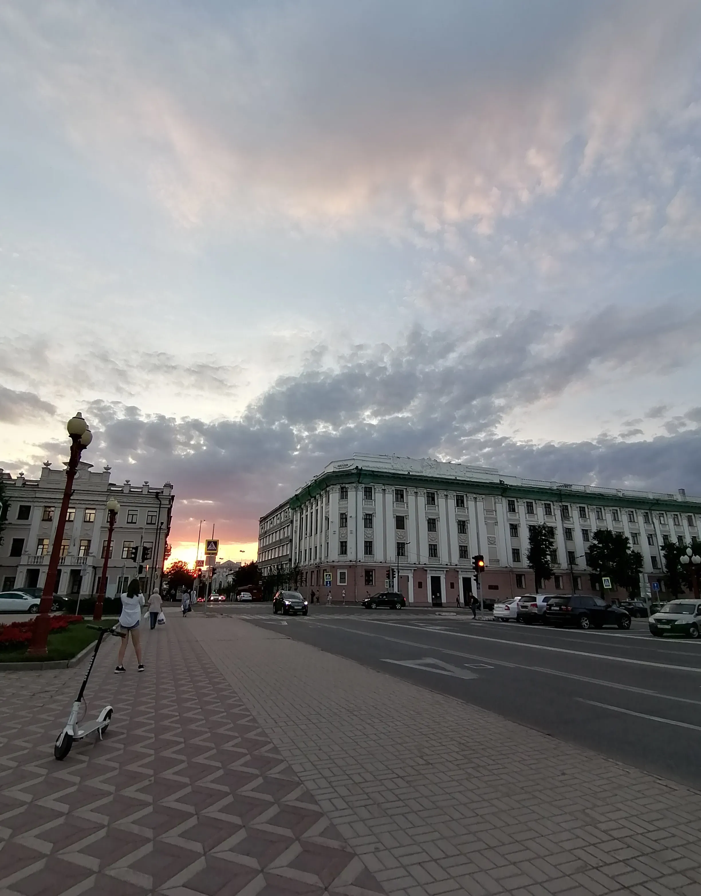 Закат на Площади Свободы