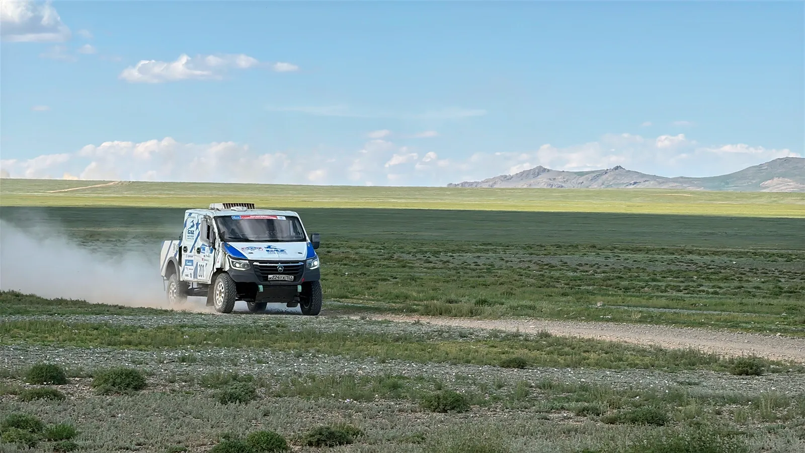 Маршрутка что ли? / фото Дмитрий Полудин