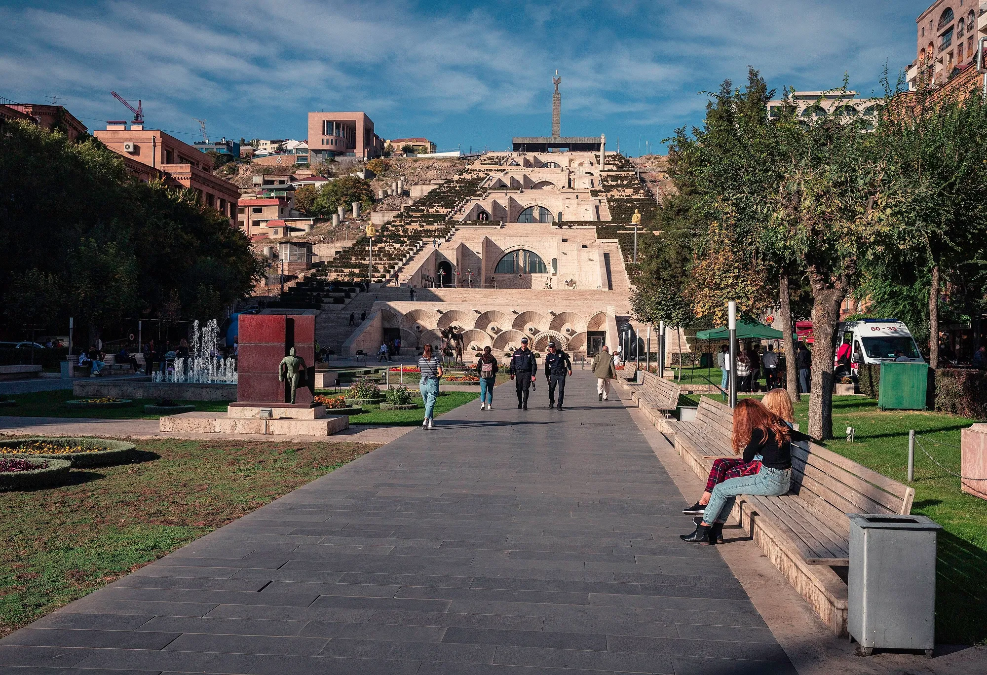 Каскад, символ Еревана. Фото: Jesper Ahlin Marceta / Wikimedia