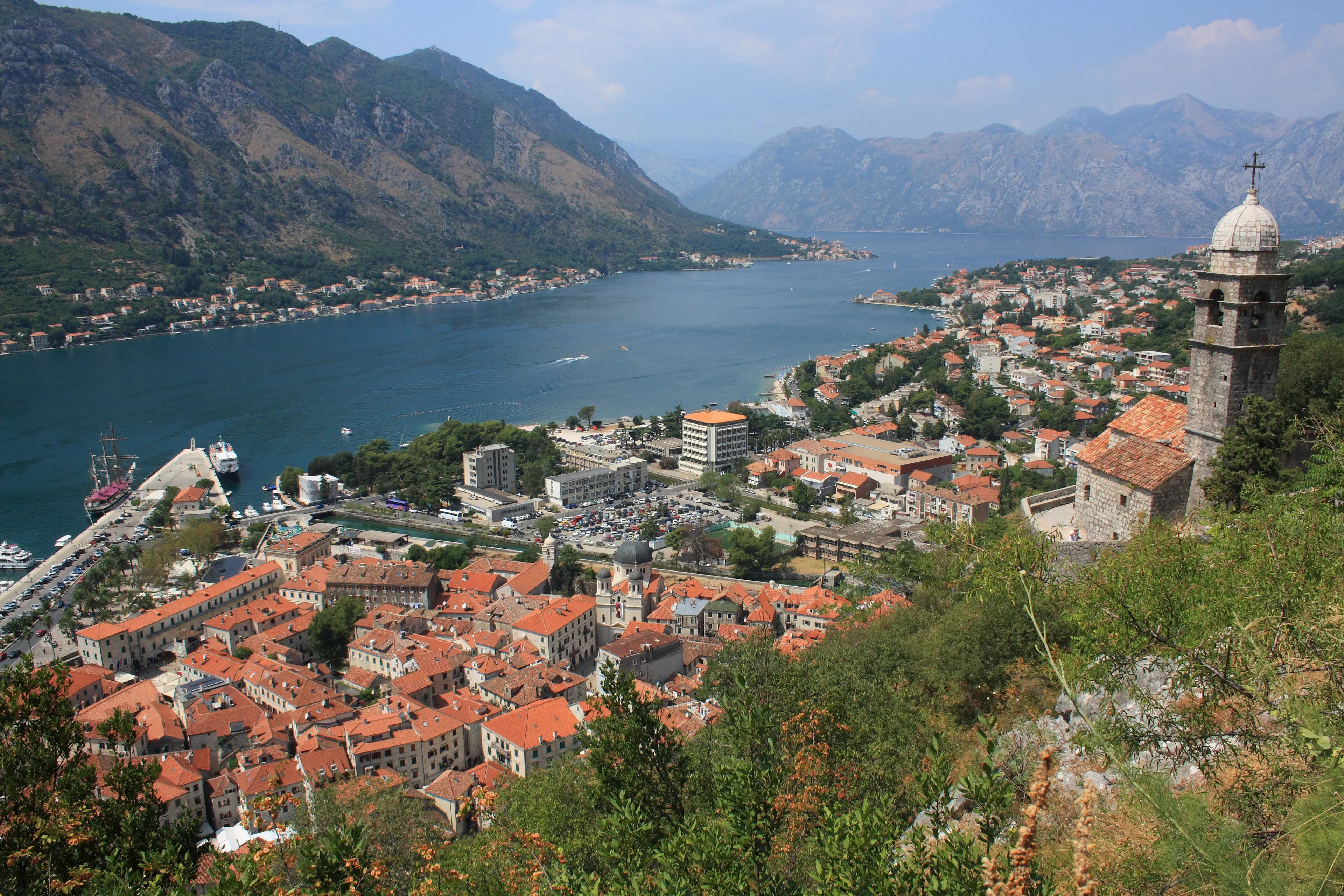 Панорама Котора. Фото: FrDr / Wikimedia