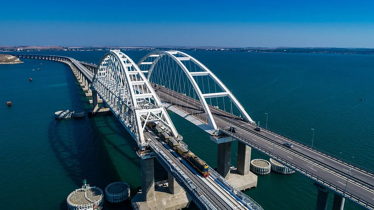 Крымский мост (Rosavtodor.ru / Wikimedia)