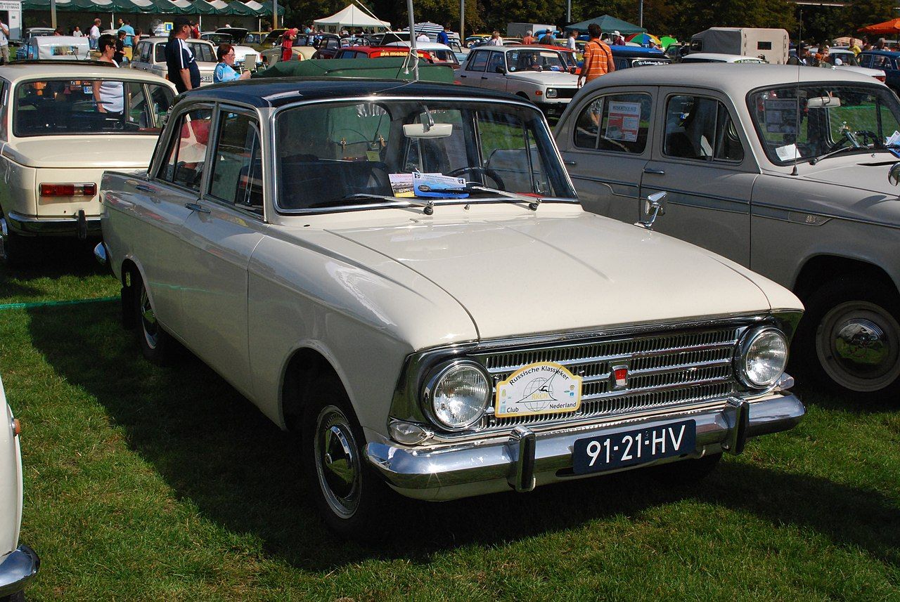 «Москвичи» — одни из завсегдатаев «Ретро Рейса» (High Contrast / Wikimedia)