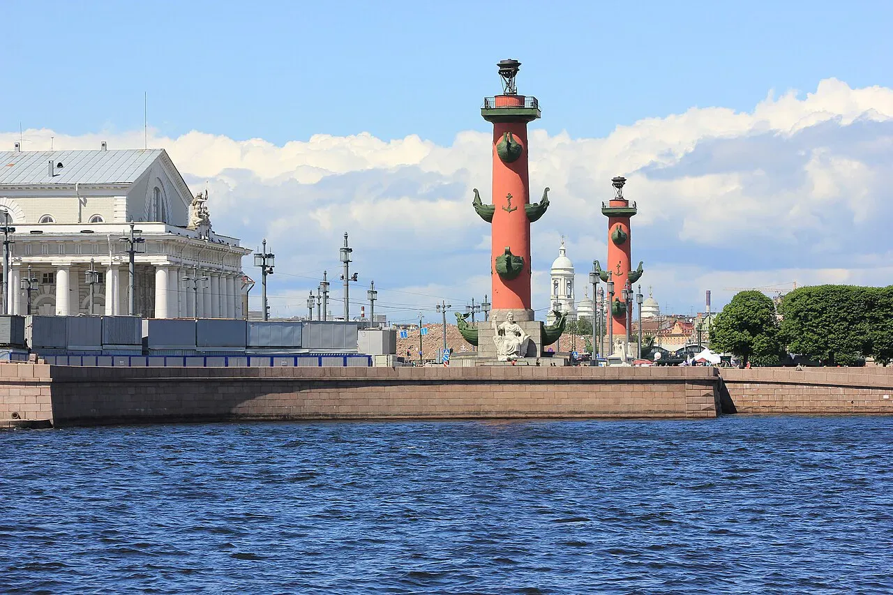 Корабли или попки? (Kora27 / Wikimedia)