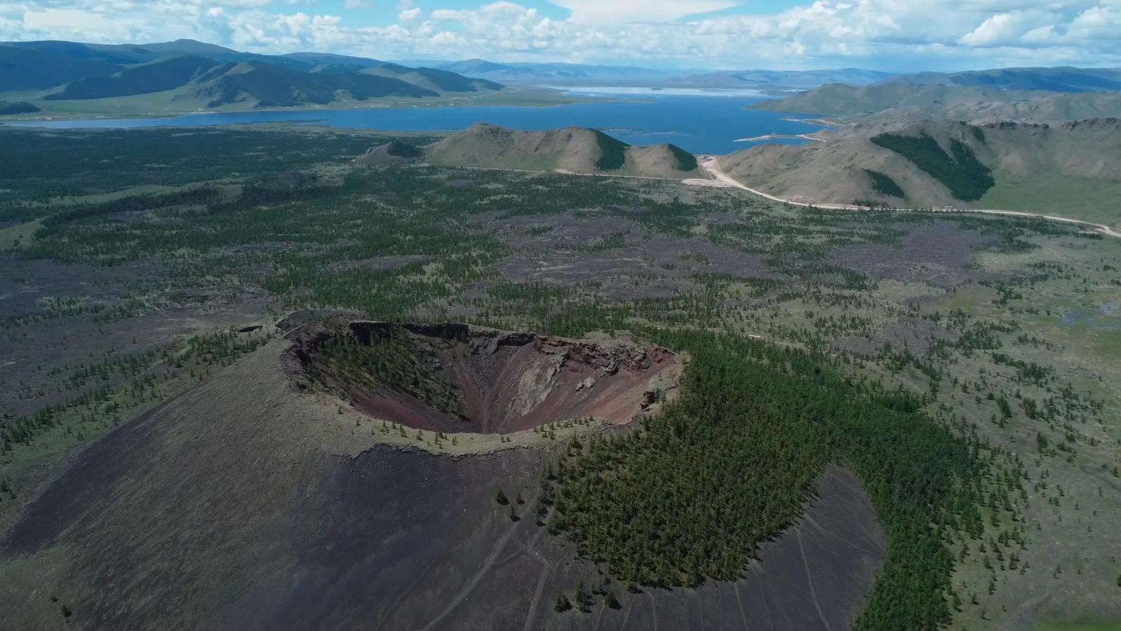 Древний вулкан Горго / фото Дмитрий Полудин