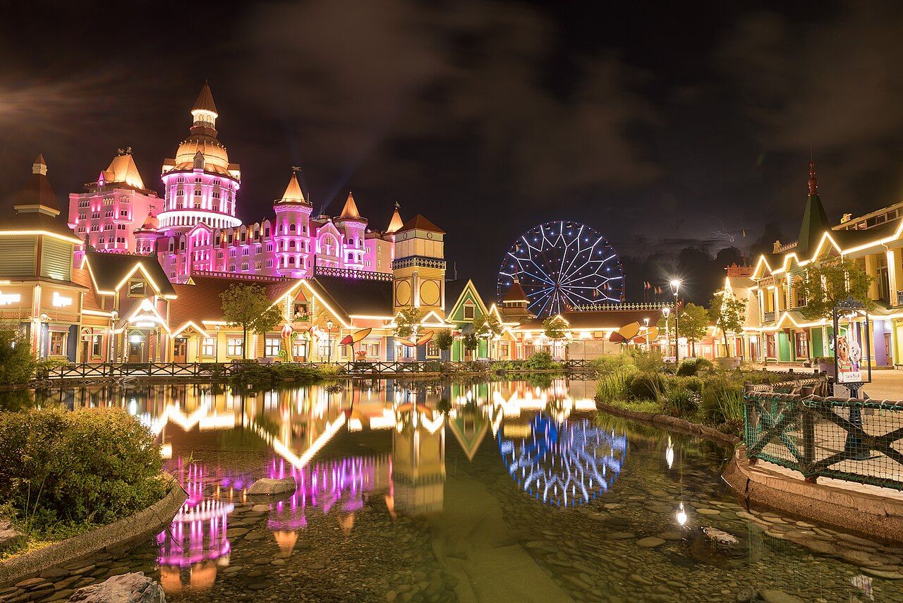 Сочи Парк в Адлере (AnatolySP / Wikimedia)