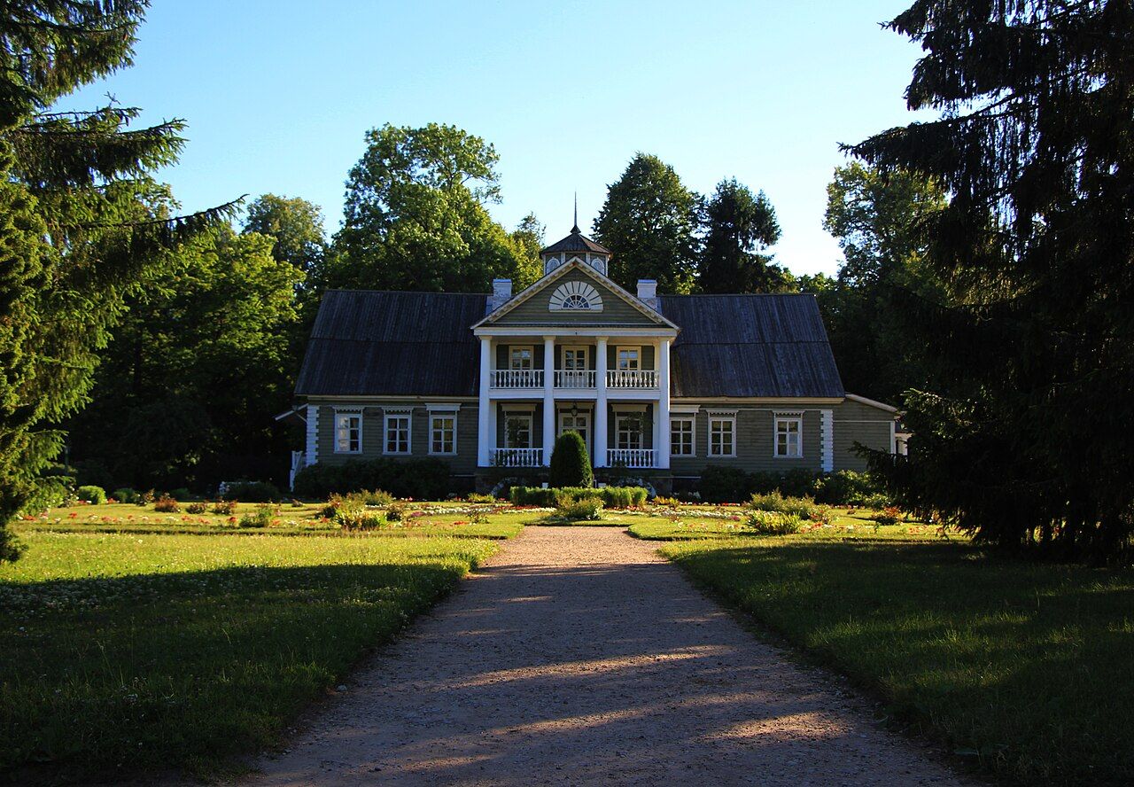 Усадьба Петровское (Nina.Fluff / Wikimedia)