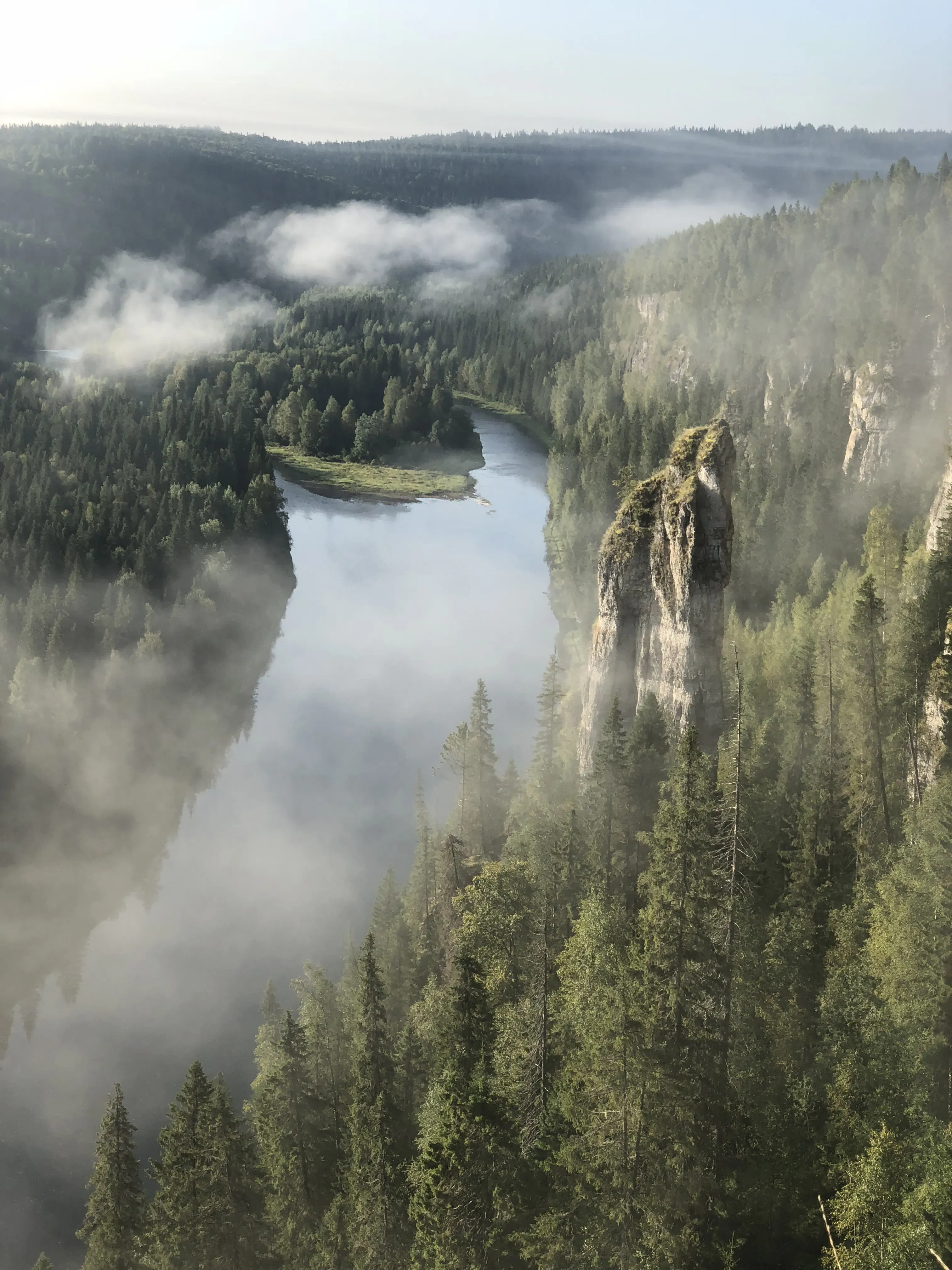 Усьвинские столбы / фото Mishka Travel