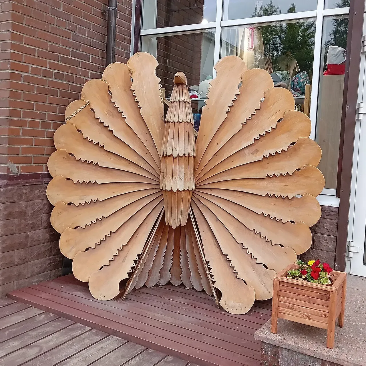 С такой птахой точно всё сработает! Georg Pik / Wikimedia