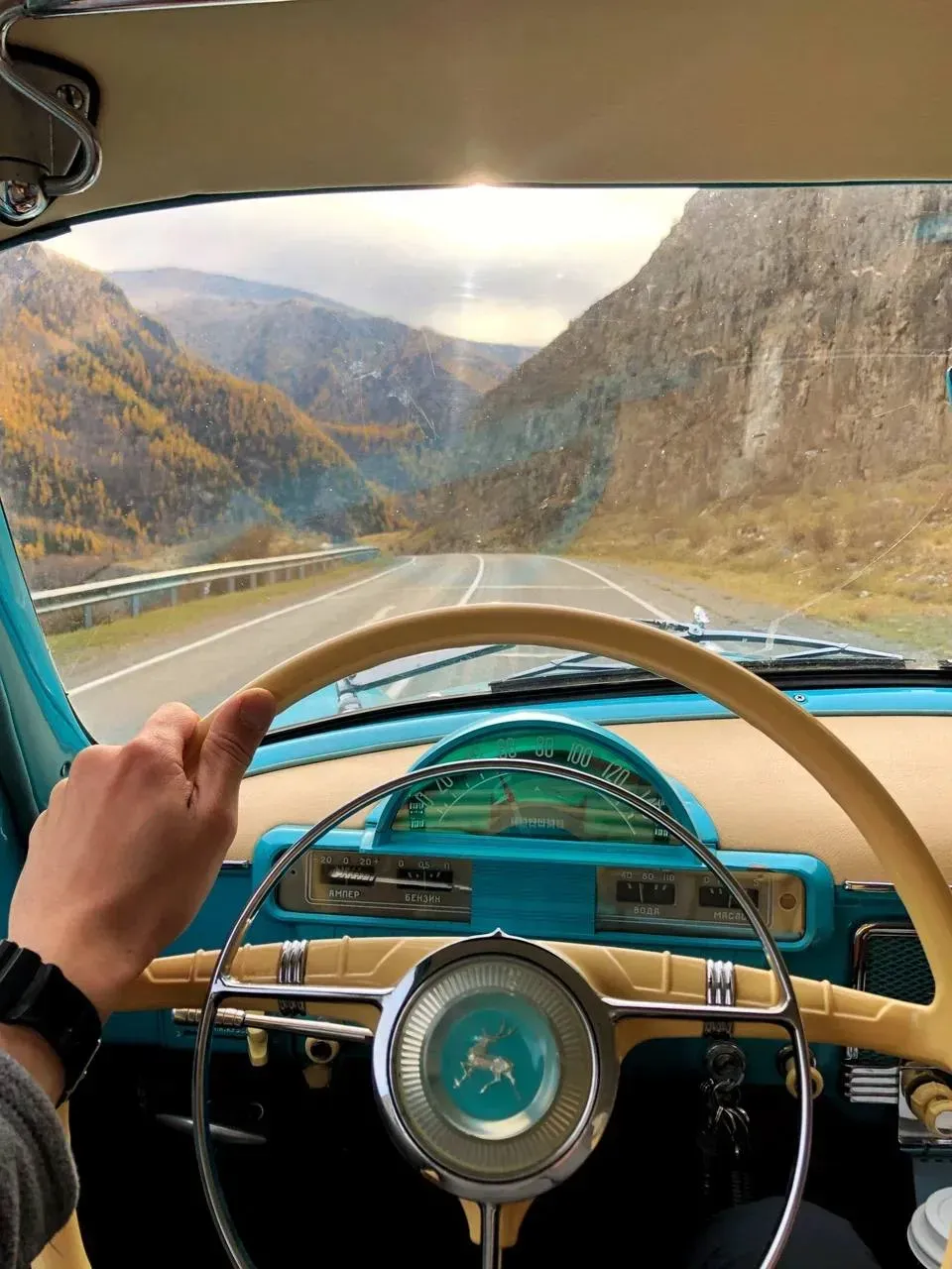 «Волга» в пути. Фото: Денис Теляткин