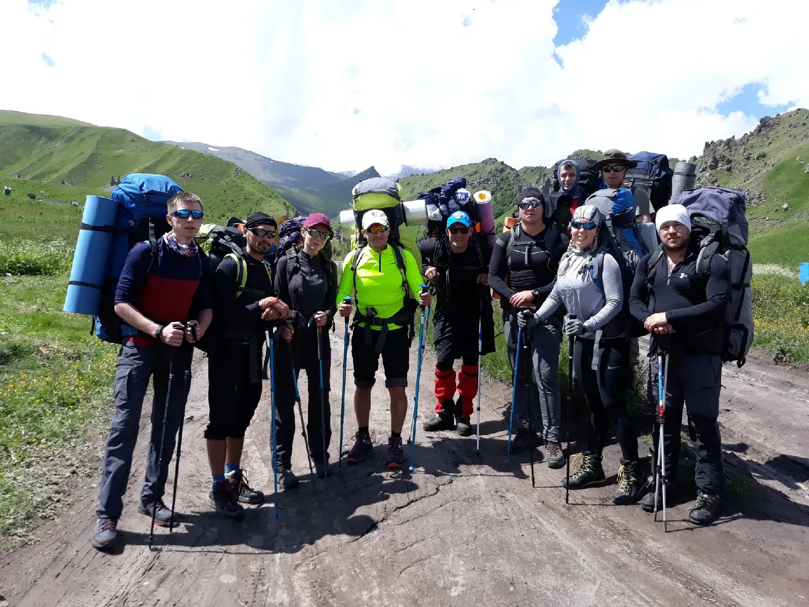 Участники группы «Русские бульдозеры»