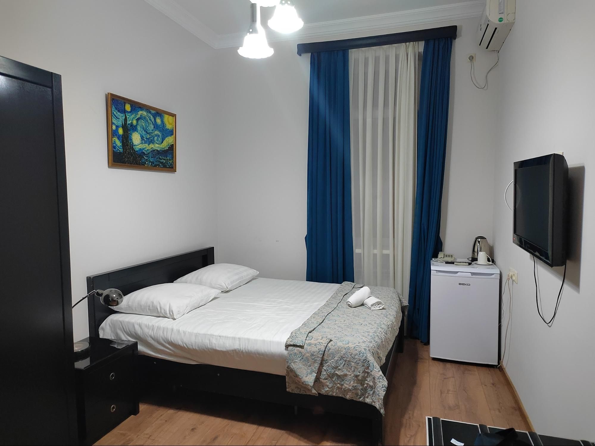 На ночь и в самом центре&nbsp;—&nbsp;самое то. Фото Дарины Устич