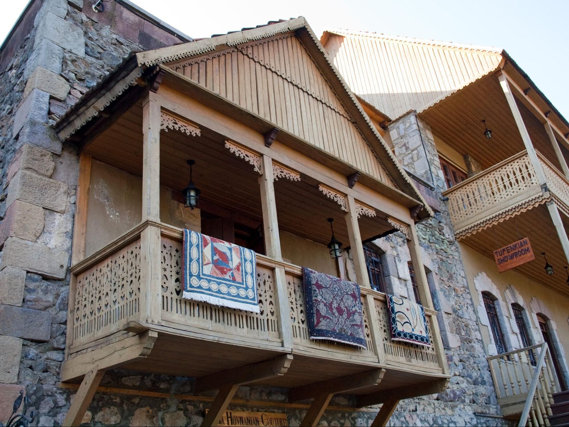 Резные балконы, символ старого города. Фото:&nbsp;Shaun Dunphy / Wikimedia