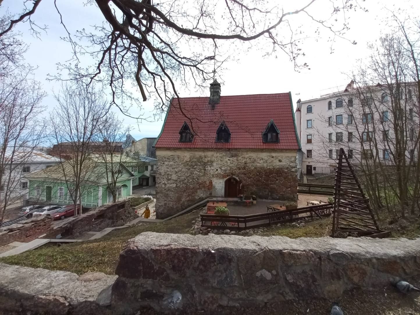 Попробовать крендель в здании 16-го века — лучшее впечатление. Фото Дарины Устич