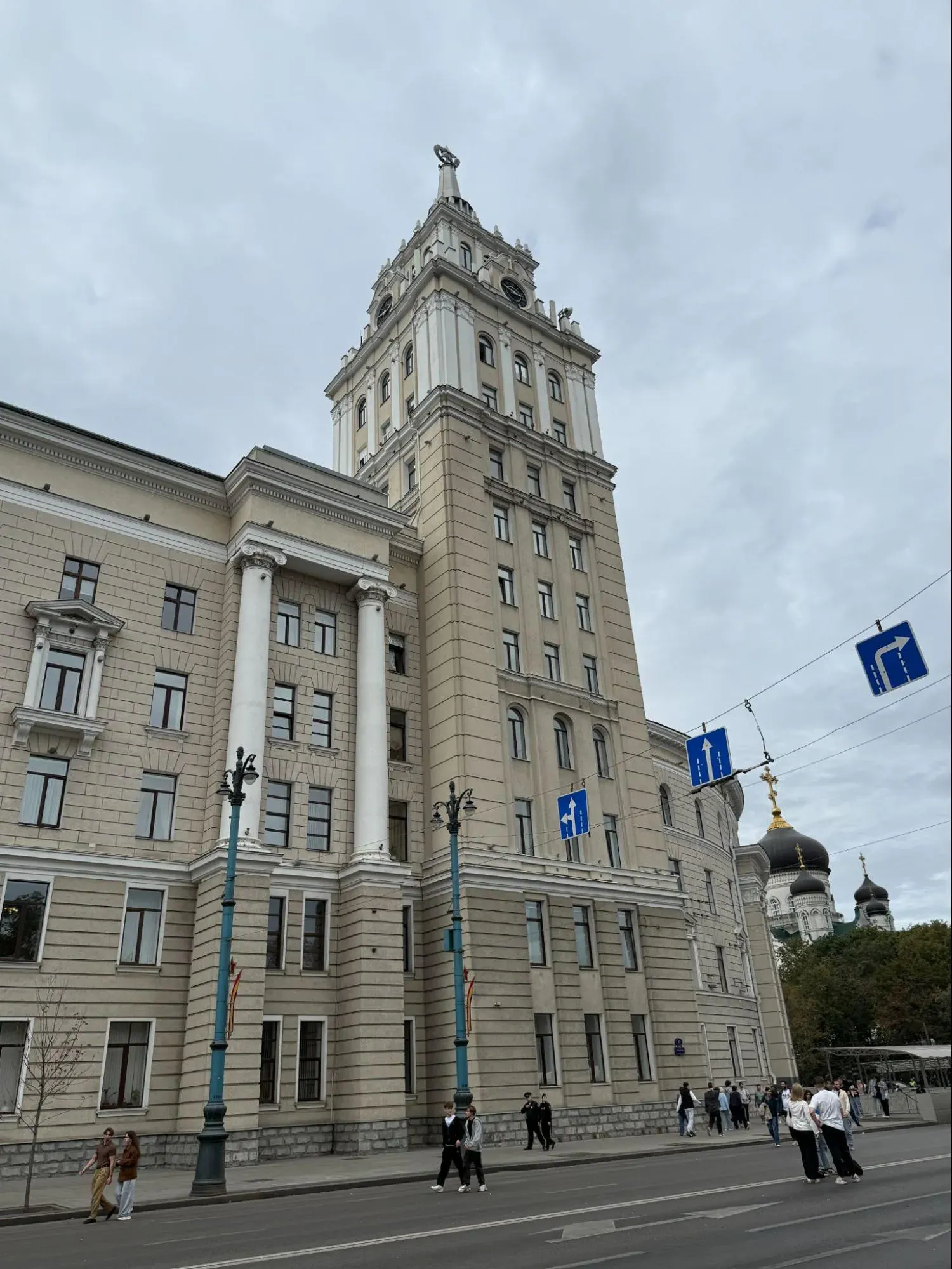 Башня управления Юго-Восточной железной дороги — один из самых узнаваемых силуэтов воронежского центра. Фото: Татьяна Осовская