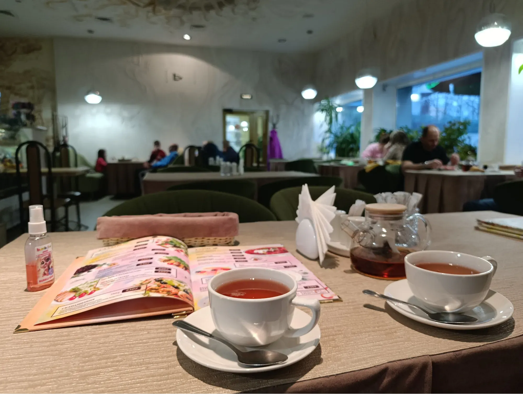 В кафе «Мозаика» / Фото Даши Тереховой