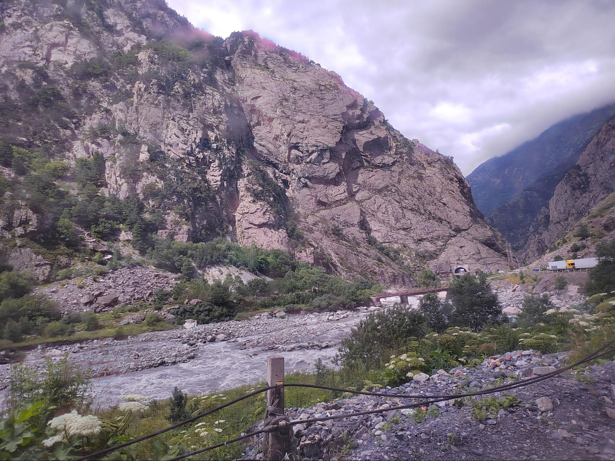 Горы до горизонта. Фото Дарины Устич