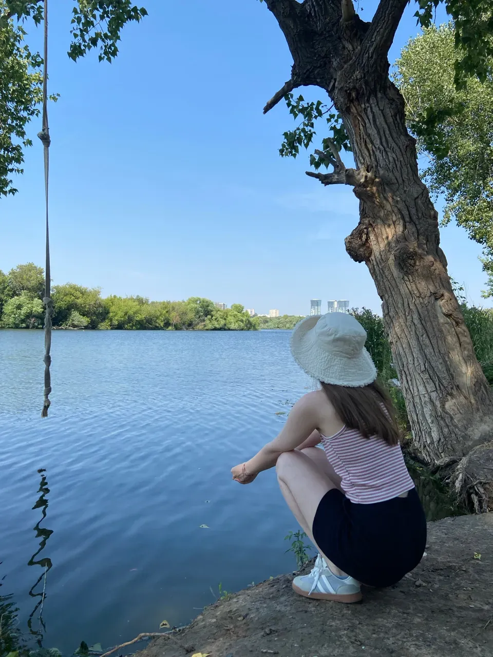 Озеро у дома. Автор фото Анастасия Пелевина