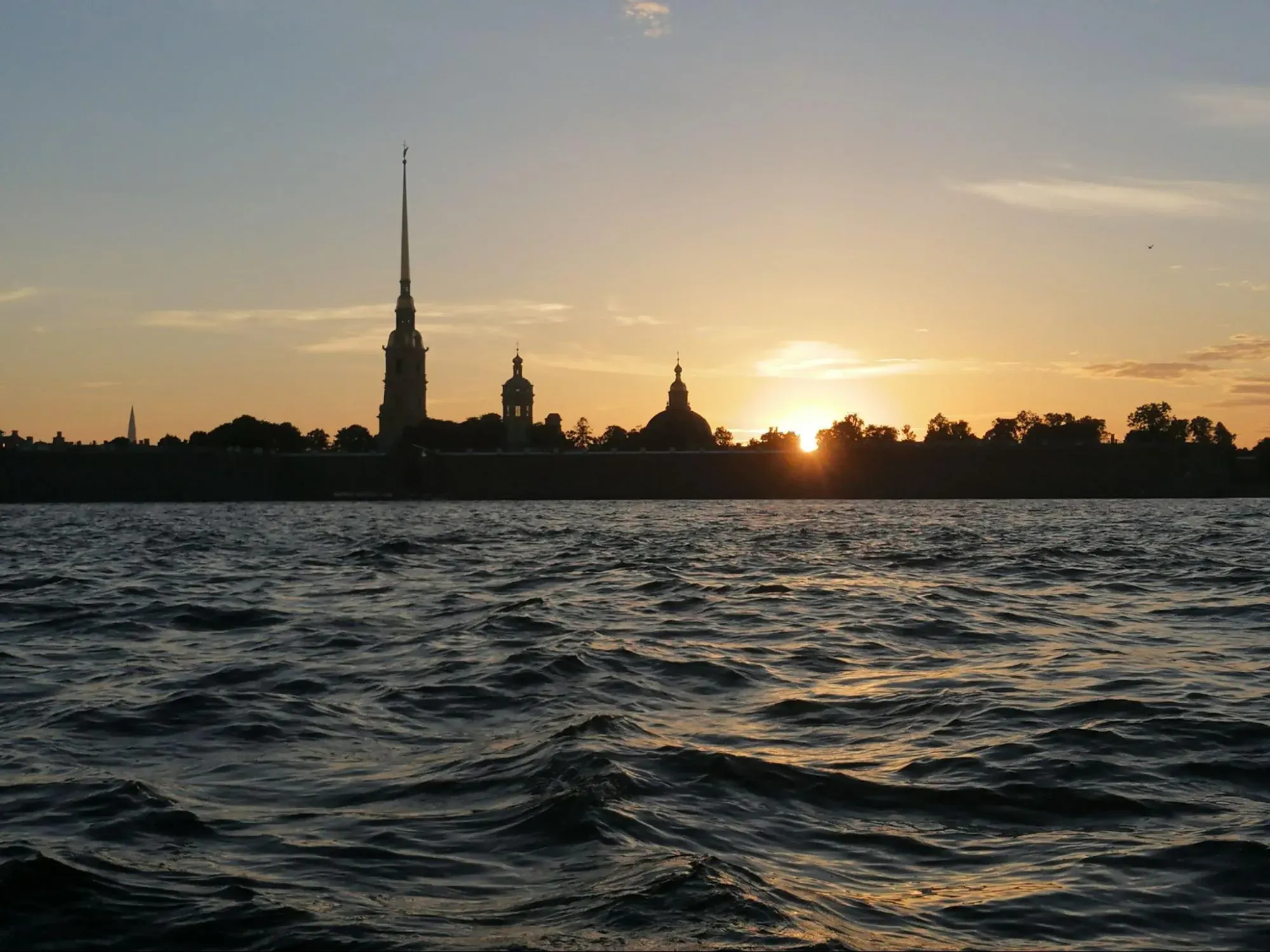 Город на костях — другая сторона истории Петербурга. Фото Дарины Устич