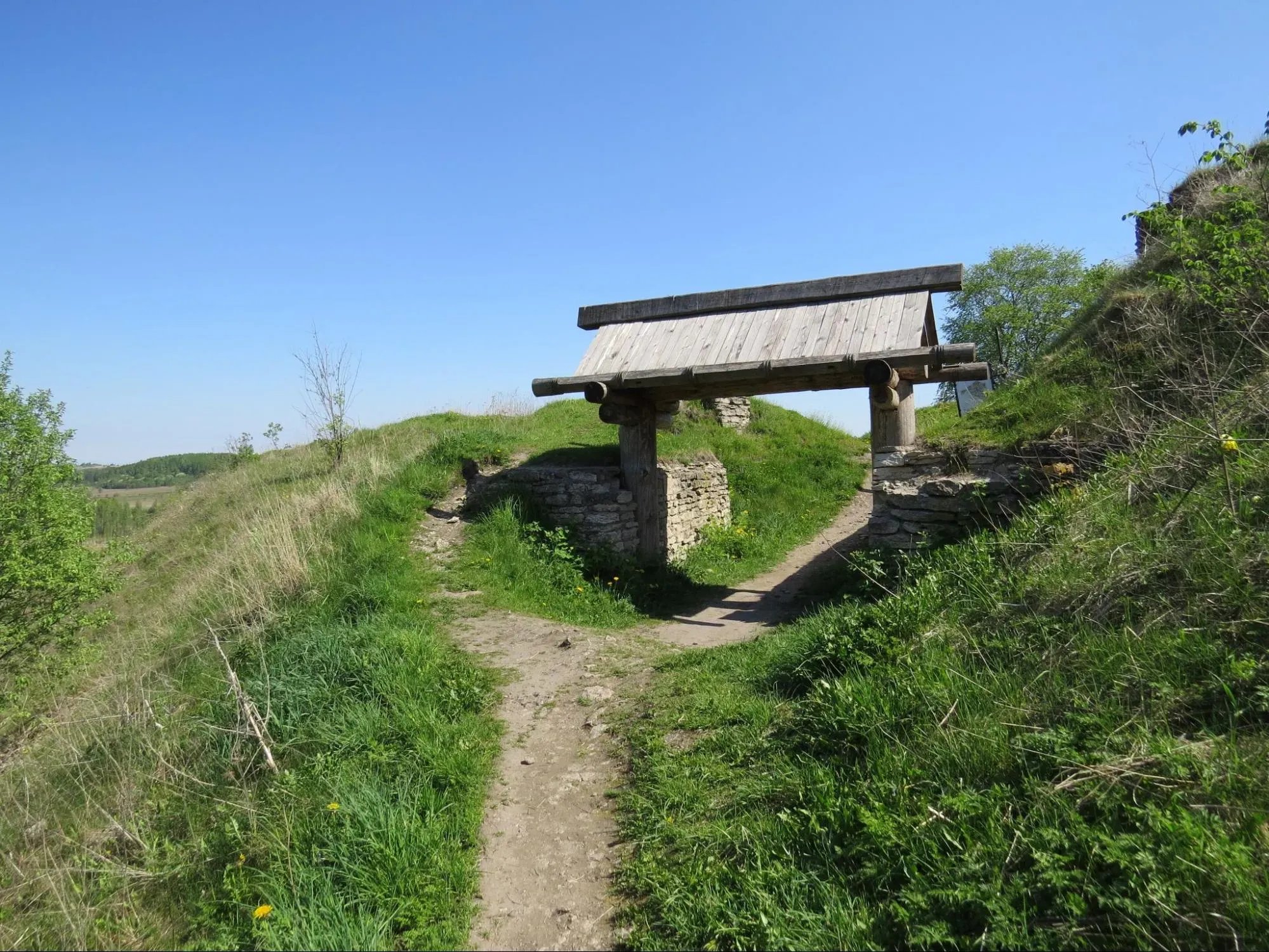 Труворово городище. Фото:&nbsp;Гульнара Василец / Wikimedia