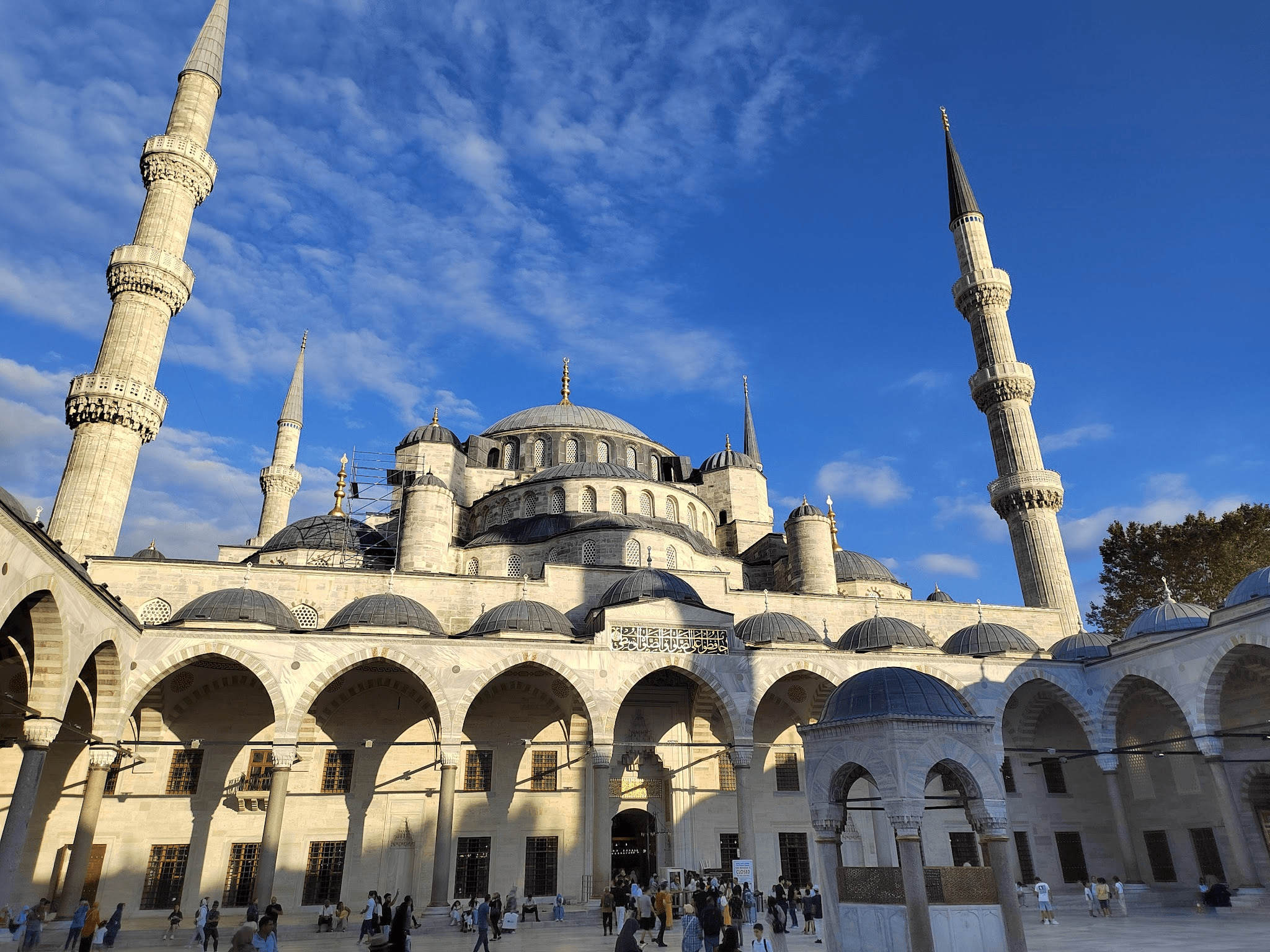 Мечеть бесплатная. Фото Дарины Устич