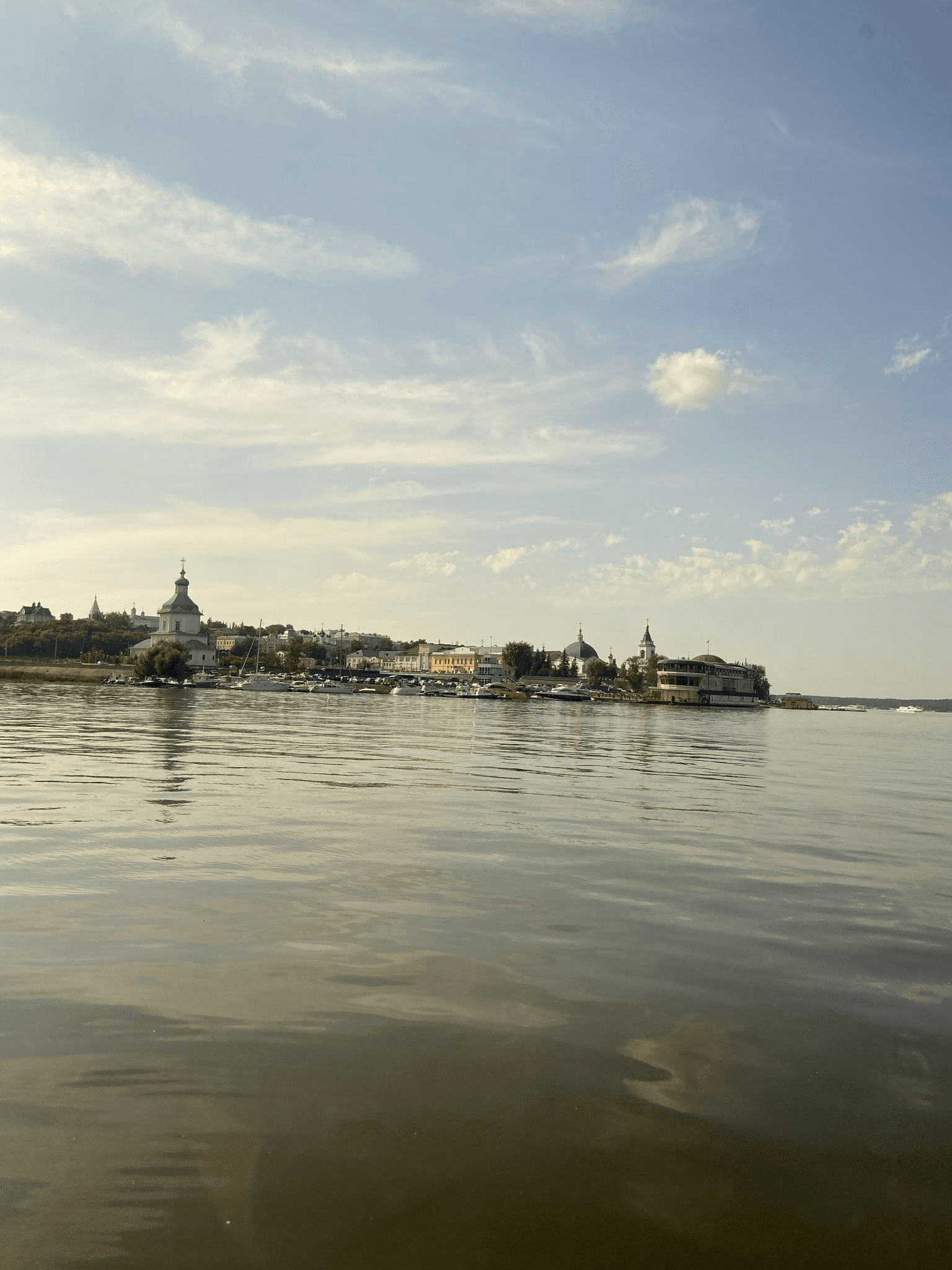 Чебоксары с воды. Автор фото Анастасия Пелевина