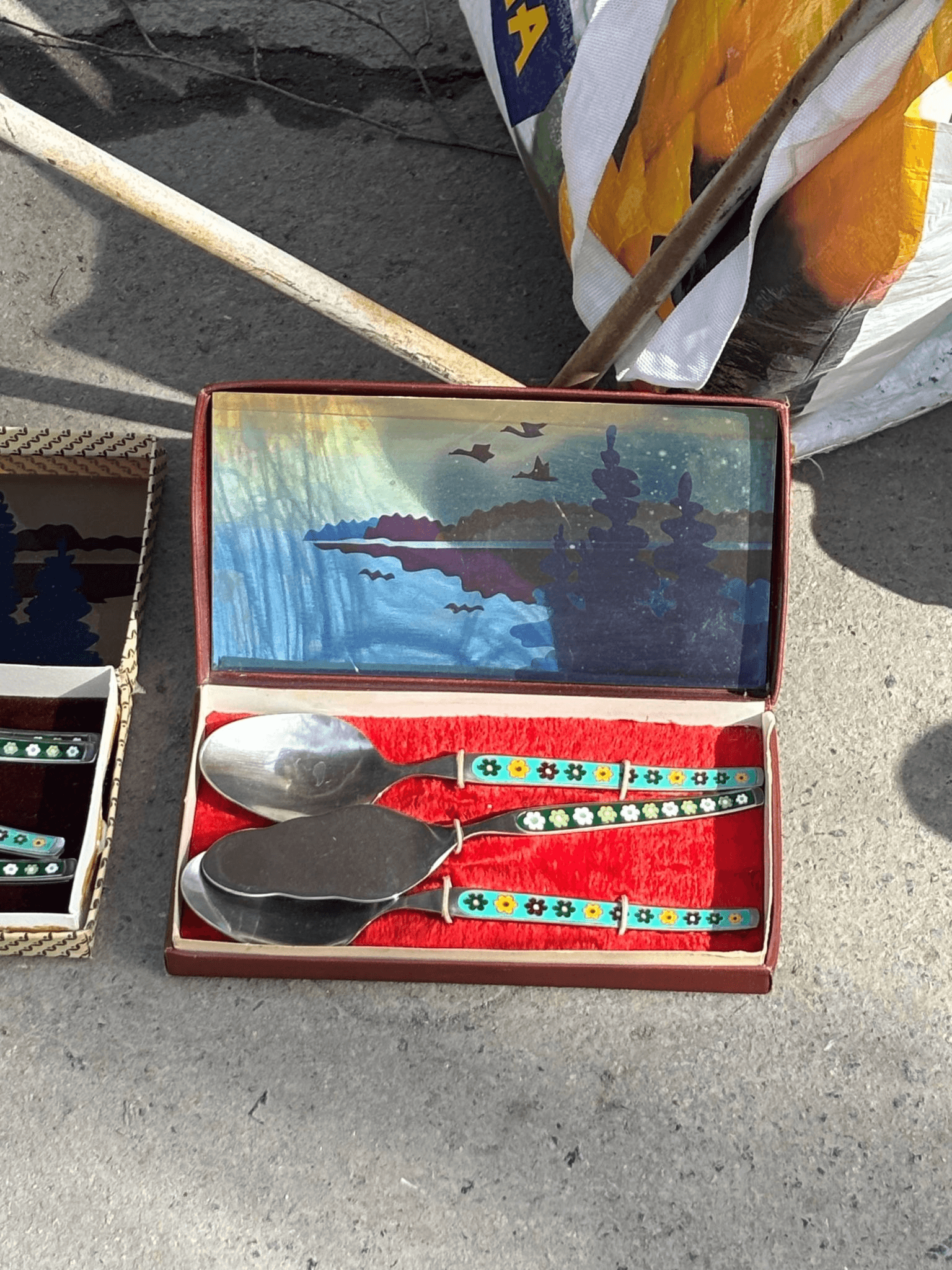 Столовый набор. Автор фото Анастасия Пелевина