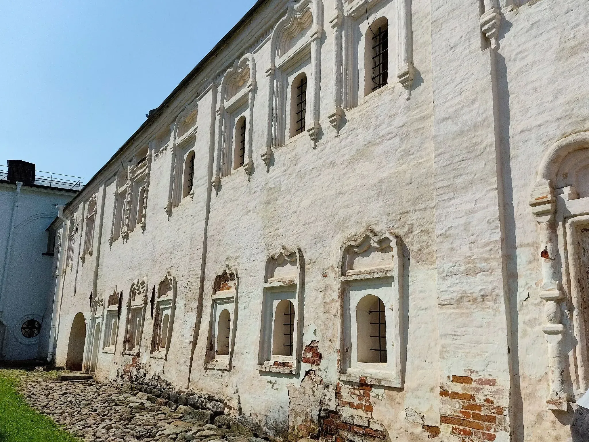 Архимандричьи кельи. Фото: Wagon / Wikimedia