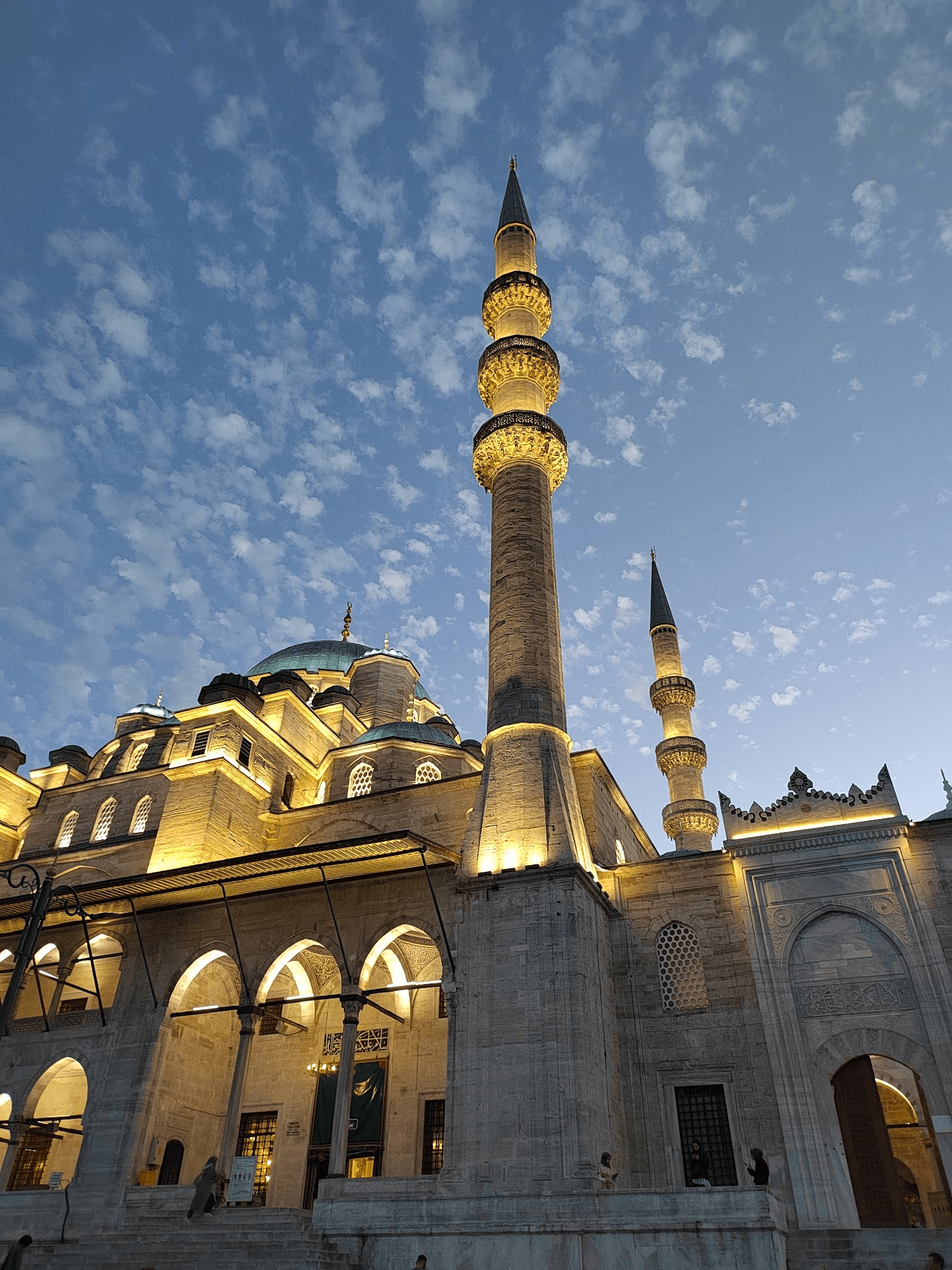 Минареты Новой мечети. Фото Дарины Устич