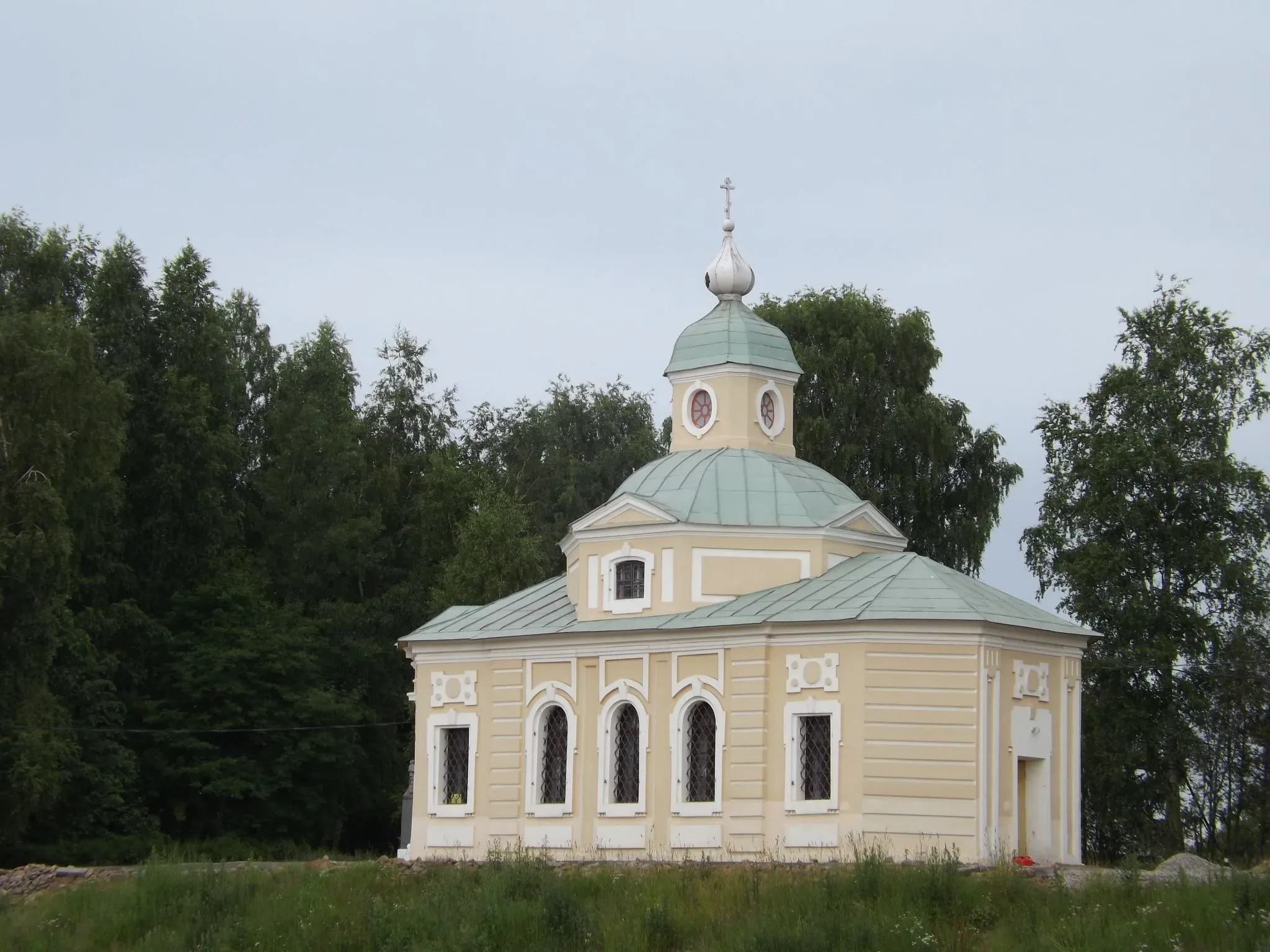 Церковь Всех Святых. фото: Kotjara kamenskaja / Wikimedia