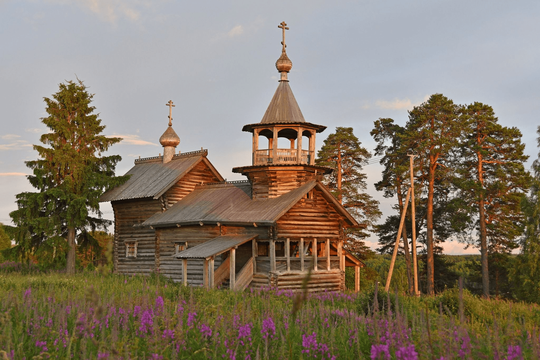 Часовня в деревне Маньга. Фото: Ludvig14 / Wikimedia