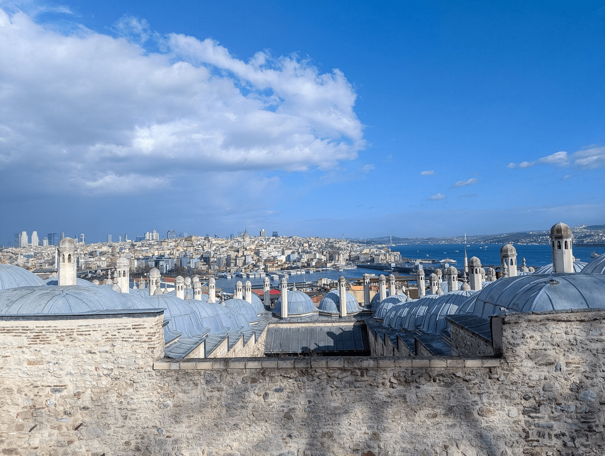 Одна из лучших смотровых площадок Стамбула. Фото:&nbsp;Sourabh.biswas003 / Wikimedia