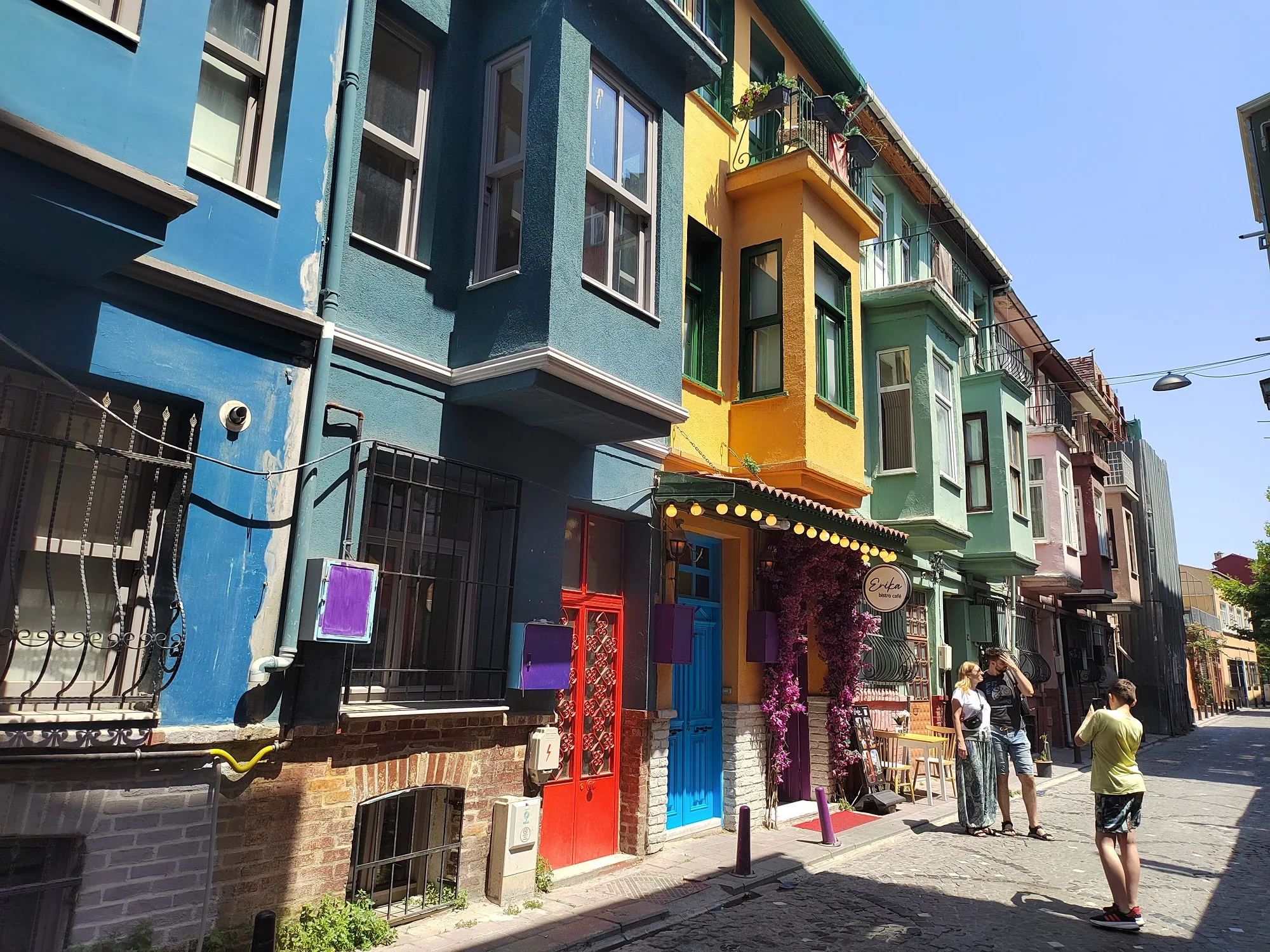 Ну, разве можно пробежать мимо таких точек? Фото Дарины Устич