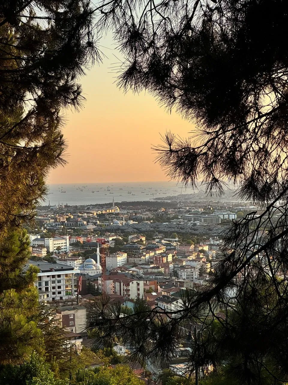 Место встречи Босфора и Мраморного моря. Фото Дарины Устич